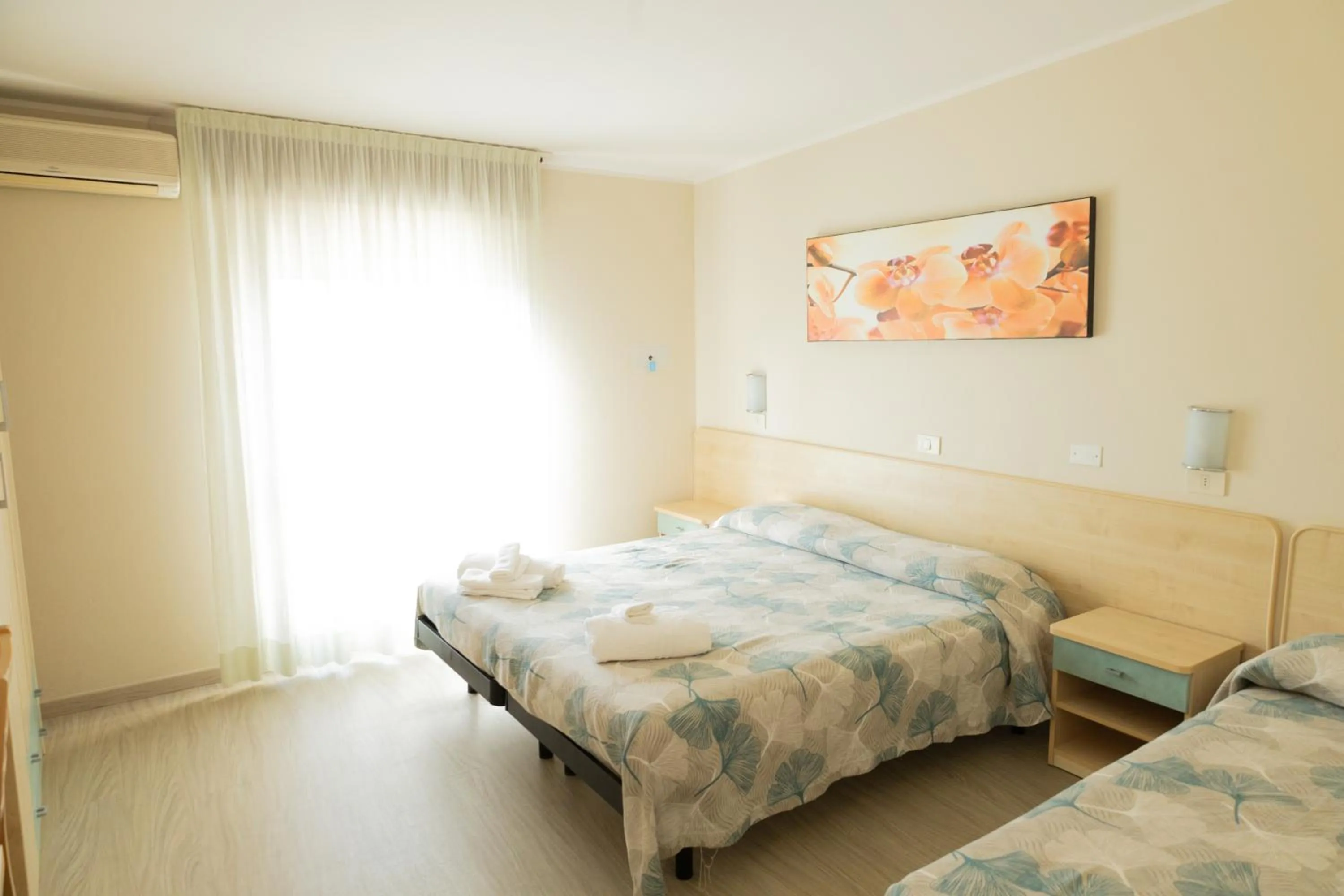 Bedroom, Bed in California Pastry Hotel