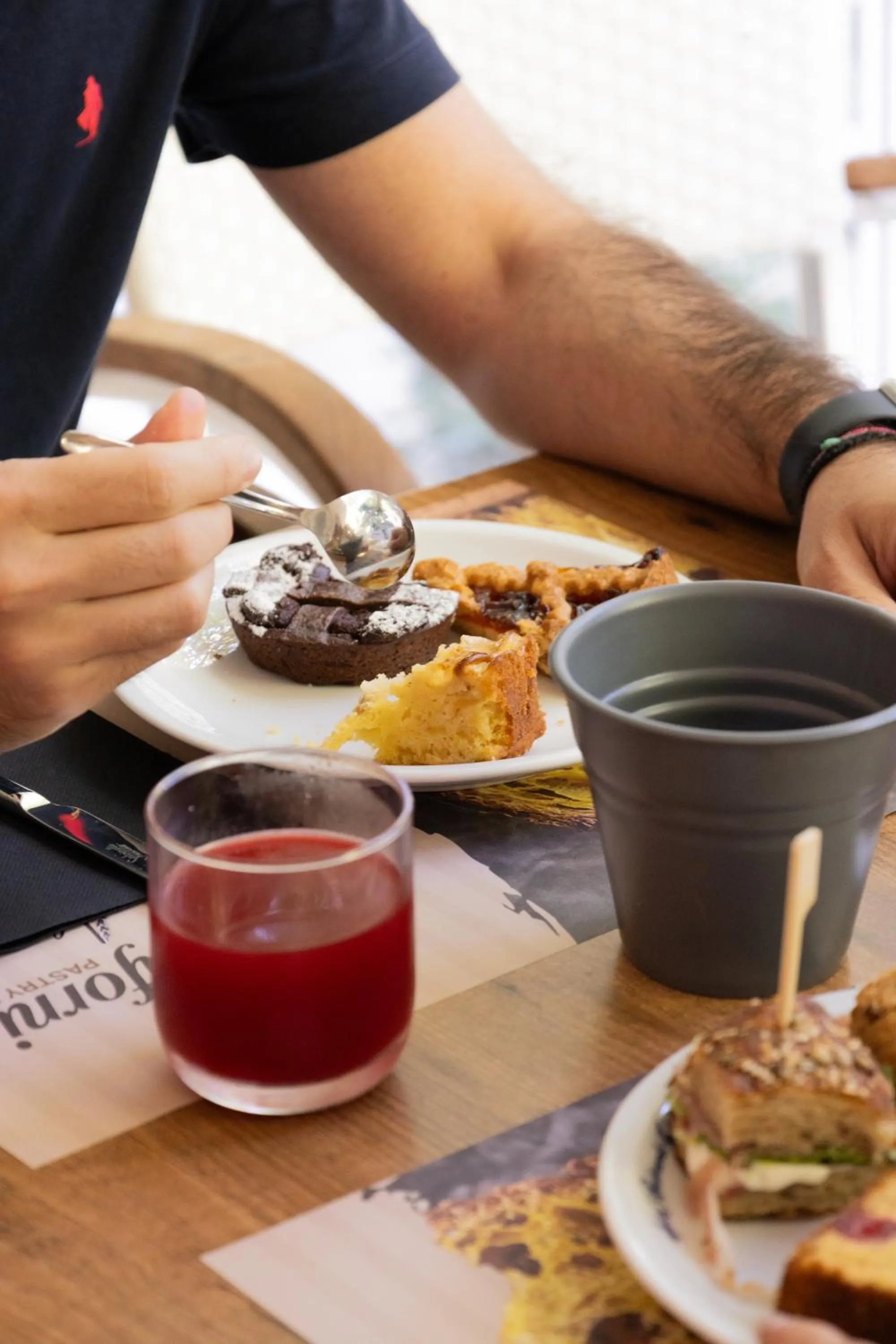 Breakfast in California Pastry Hotel