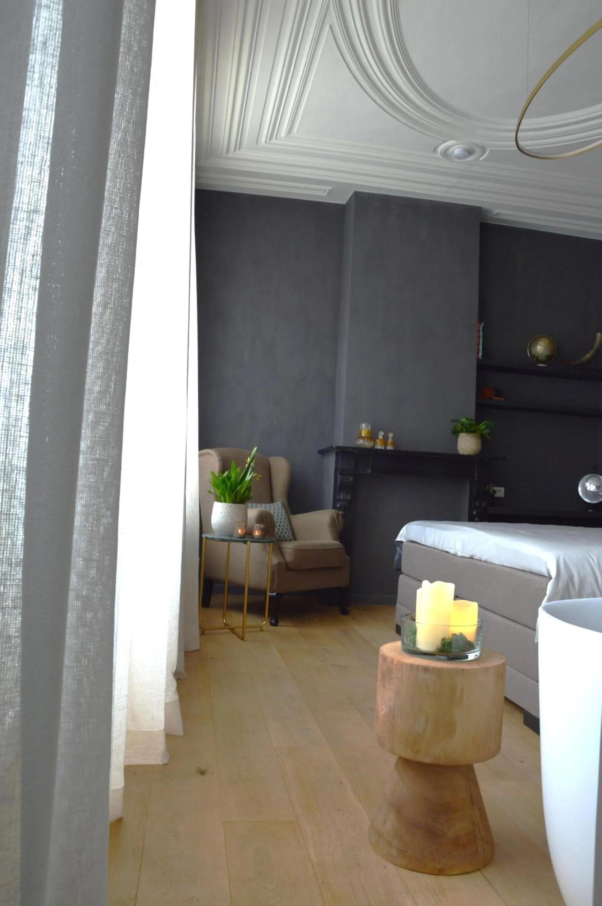 Seating area in Amato-Brugge