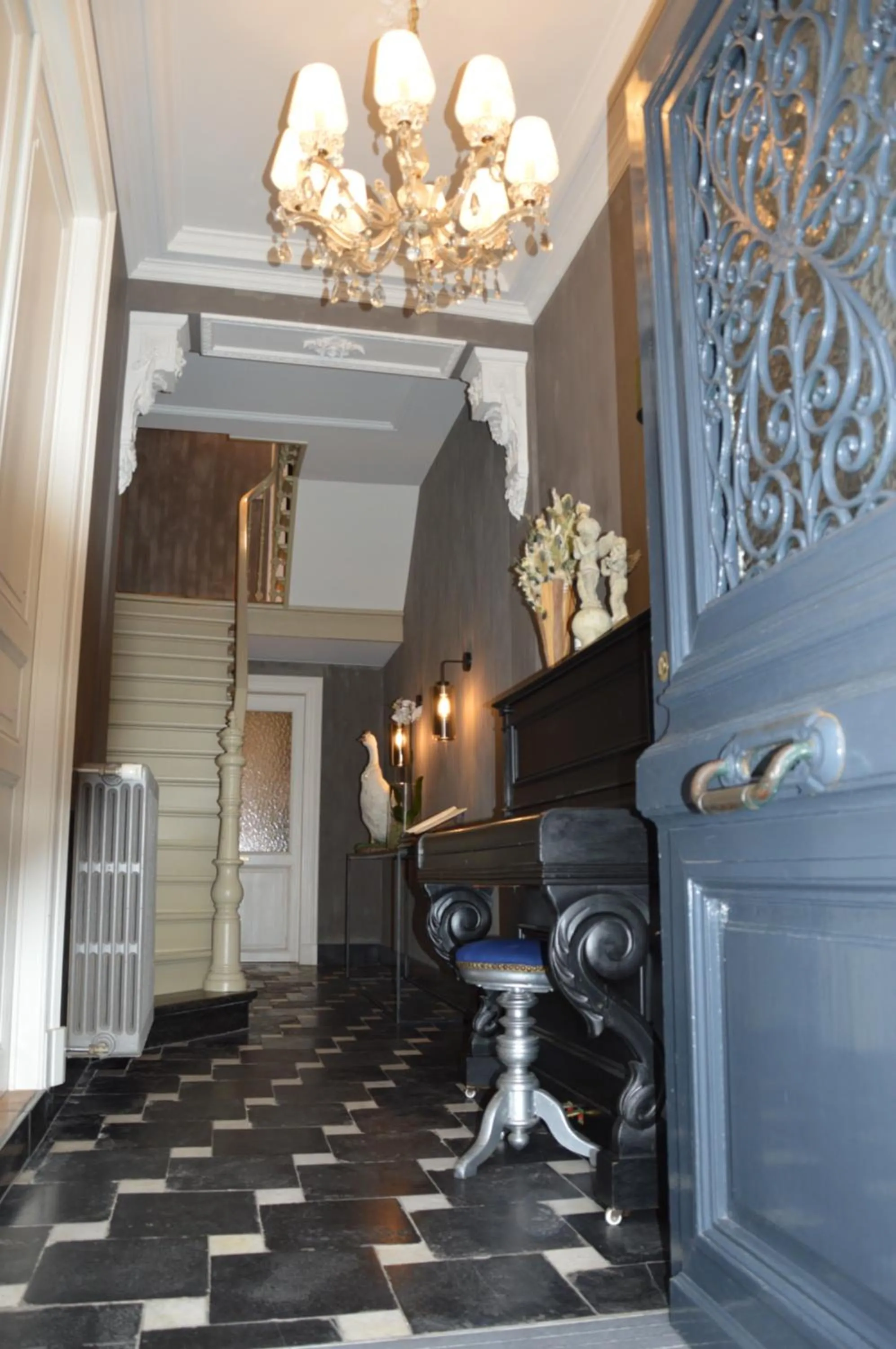Property building in Amato-Brugge