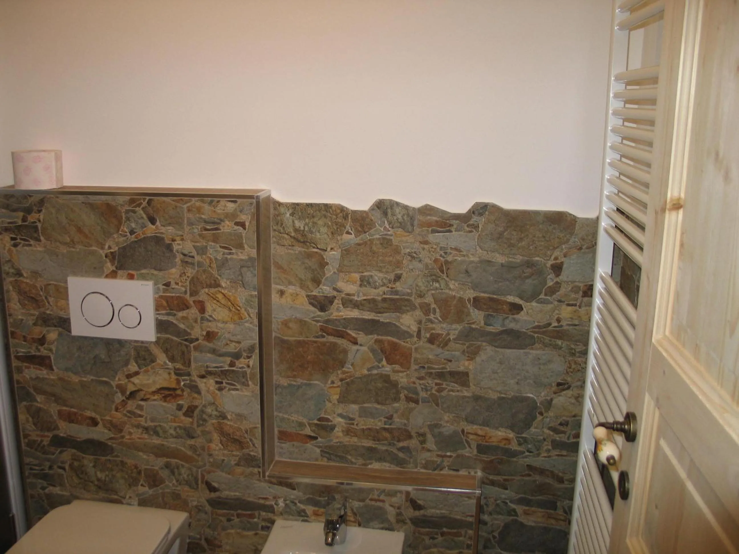 Bathroom in B & B Le Riue