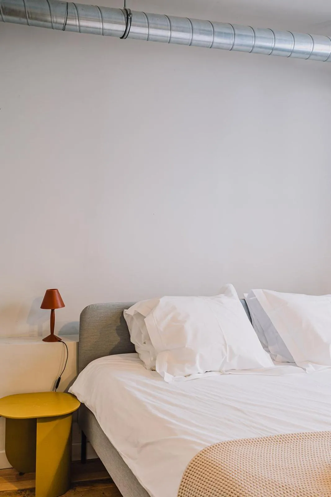 Bed in Burgstraat 8