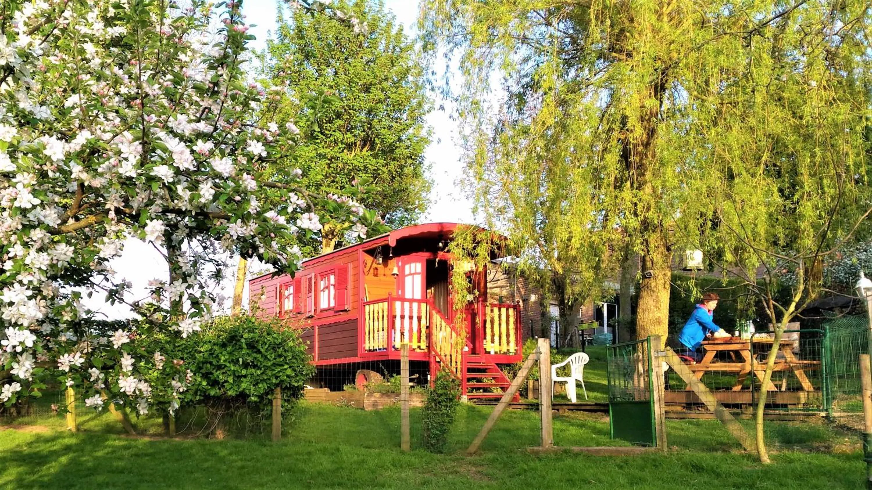 Property building in La Gypsy Caravan