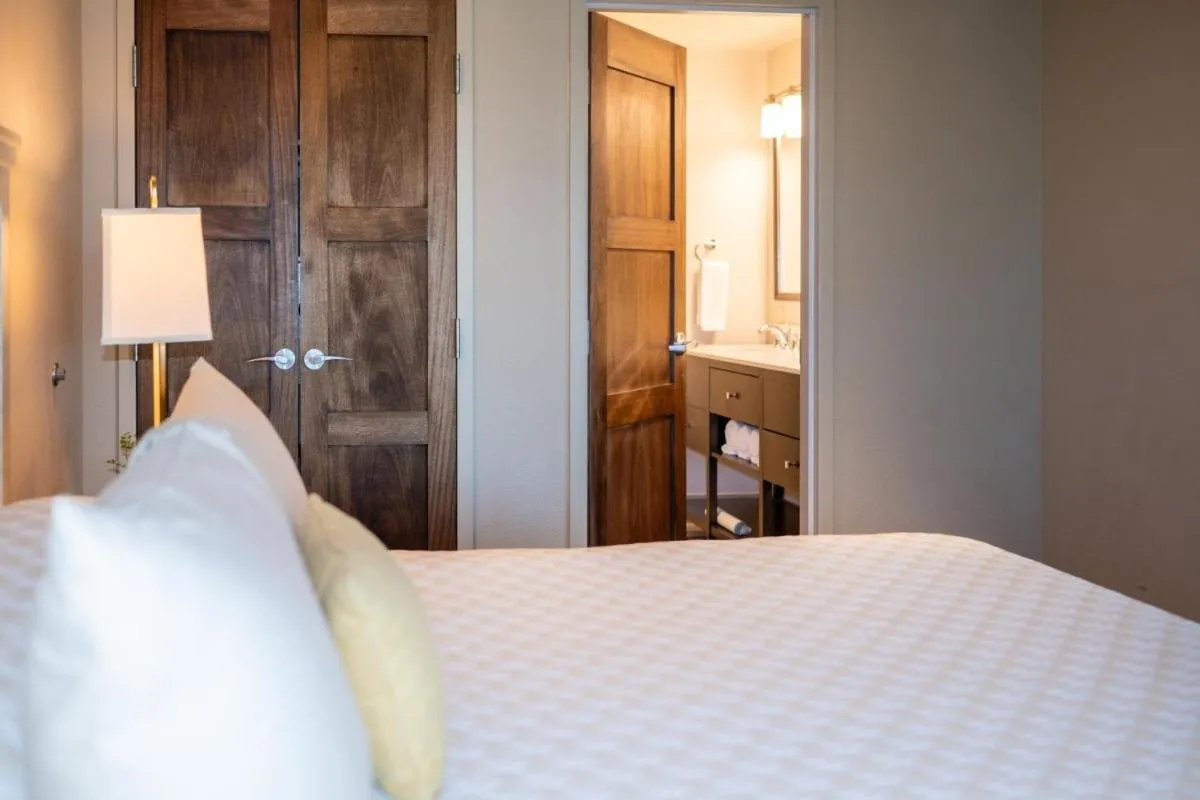 Bed in The Lodge at Columbia Point