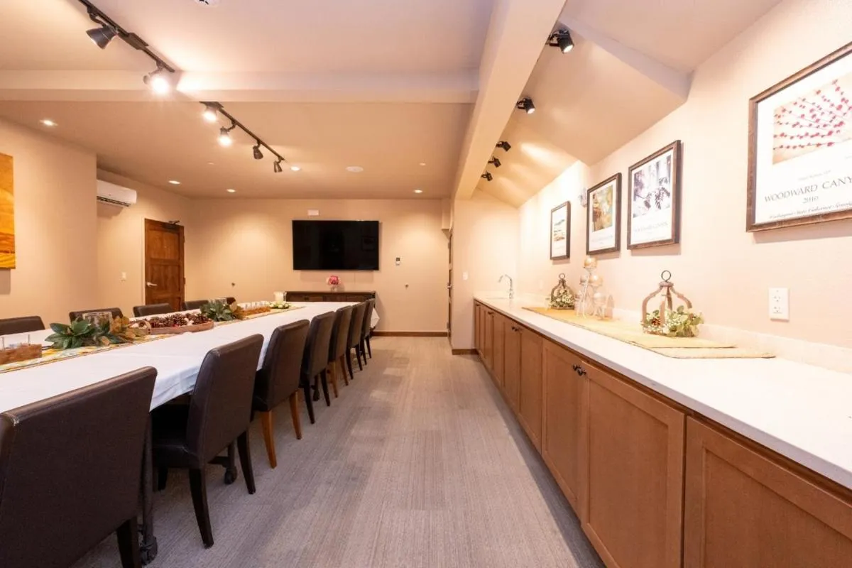 The Lodge at Columbia Point