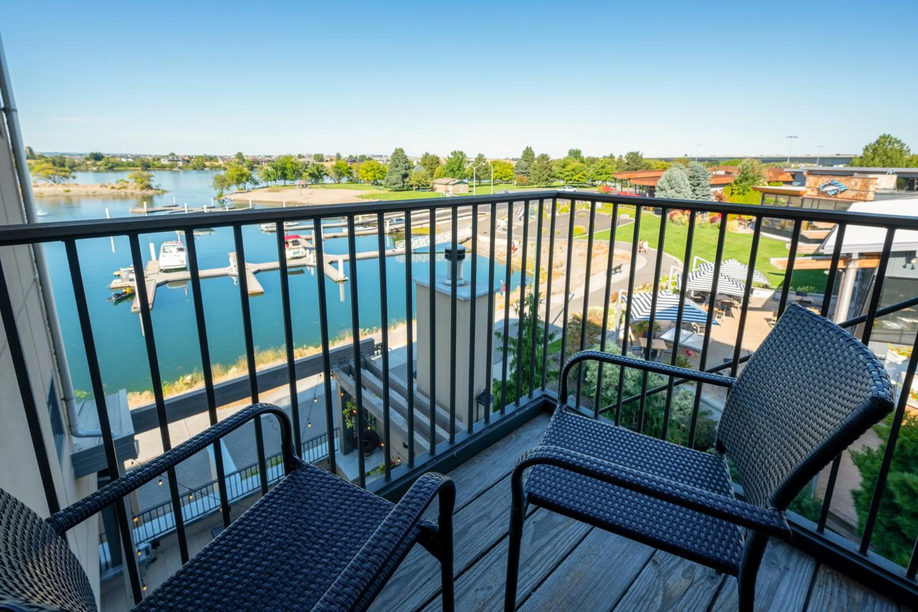 Balcony/Terrace in The Lodge at Columbia Point