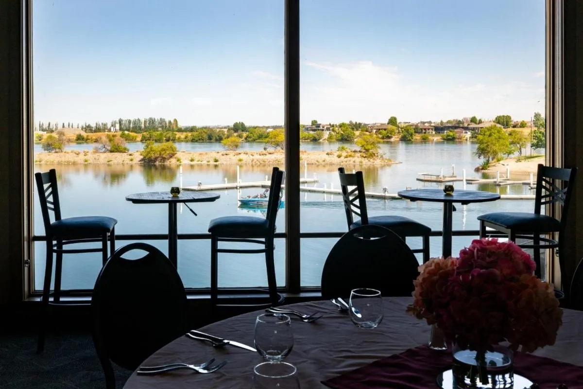 The Lodge at Columbia Point