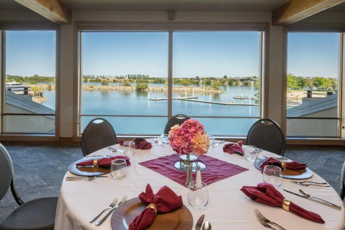 The Lodge at Columbia Point