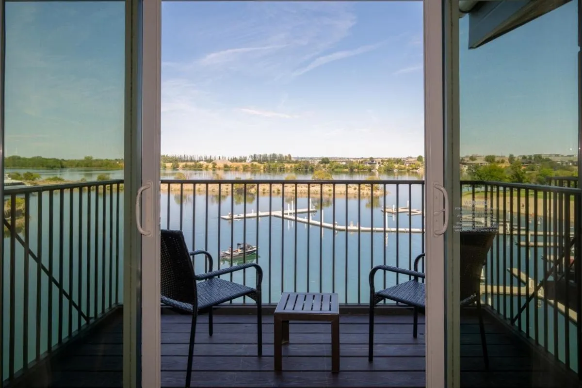 The Lodge at Columbia Point