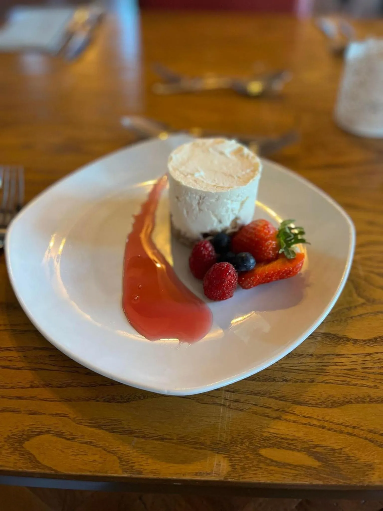 Restaurant/places to eat in The Renishaw Rooms