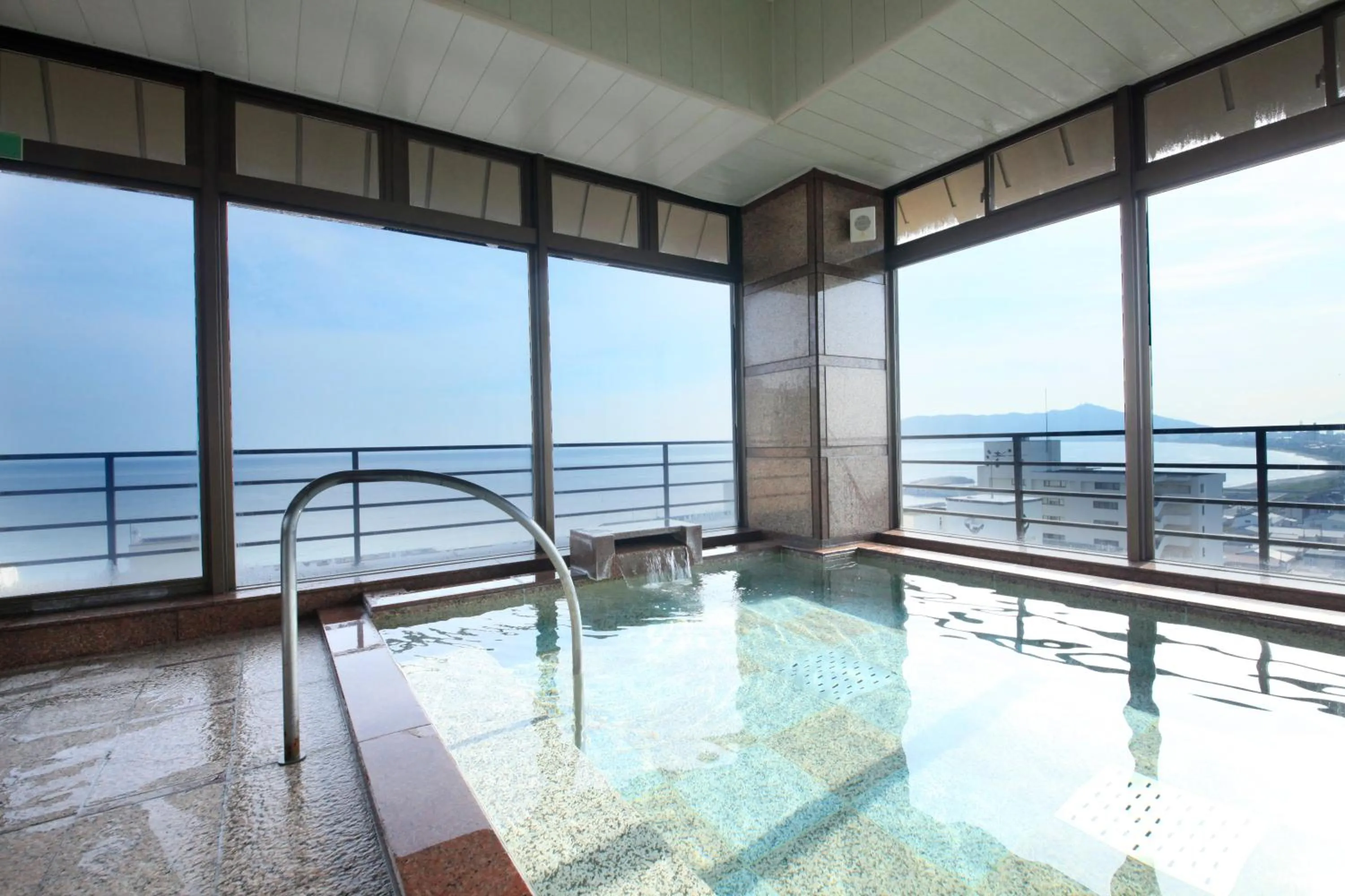 Hot Spring Bath in Heiseikan Kaiyotei