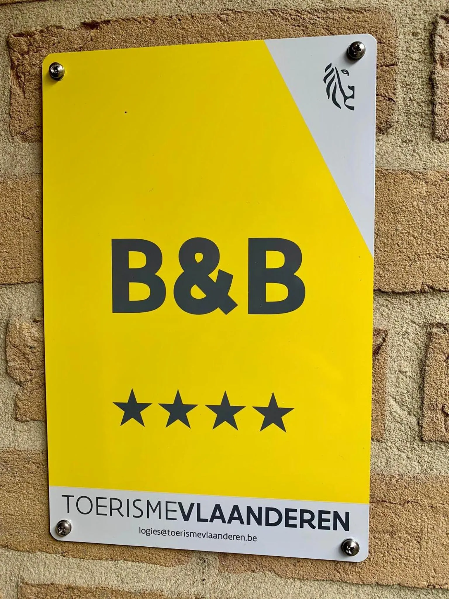 Facade/entrance in B&B Castellier