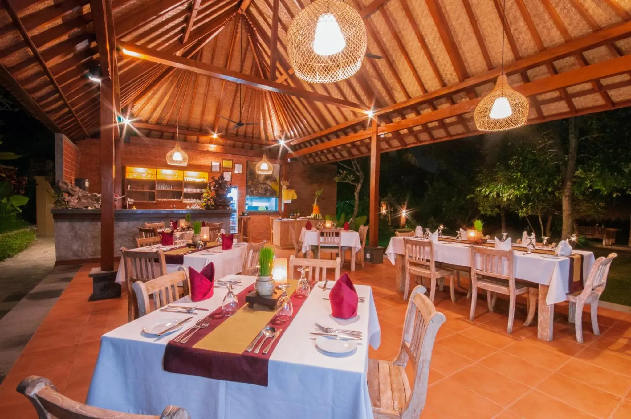 Restaurant/places to eat in Uma Dawa Resort and Spa Restaurant/places to eat in Uma Dawa Resort and Spa