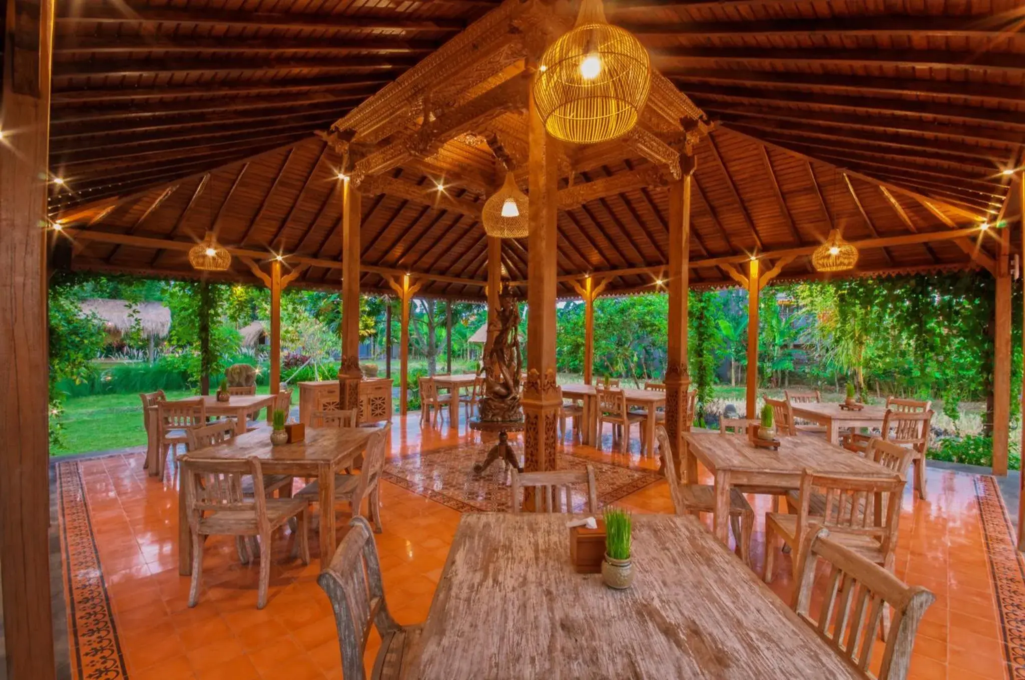 Restaurant/places to eat in Uma Dawa Resort and Spa Restaurant/places to eat in Uma Dawa Resort and Spa