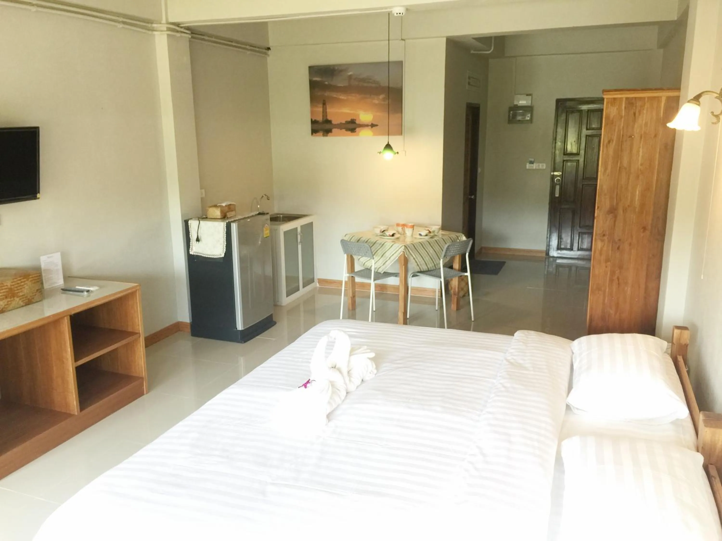 Bed in Baan Bangrak Residence