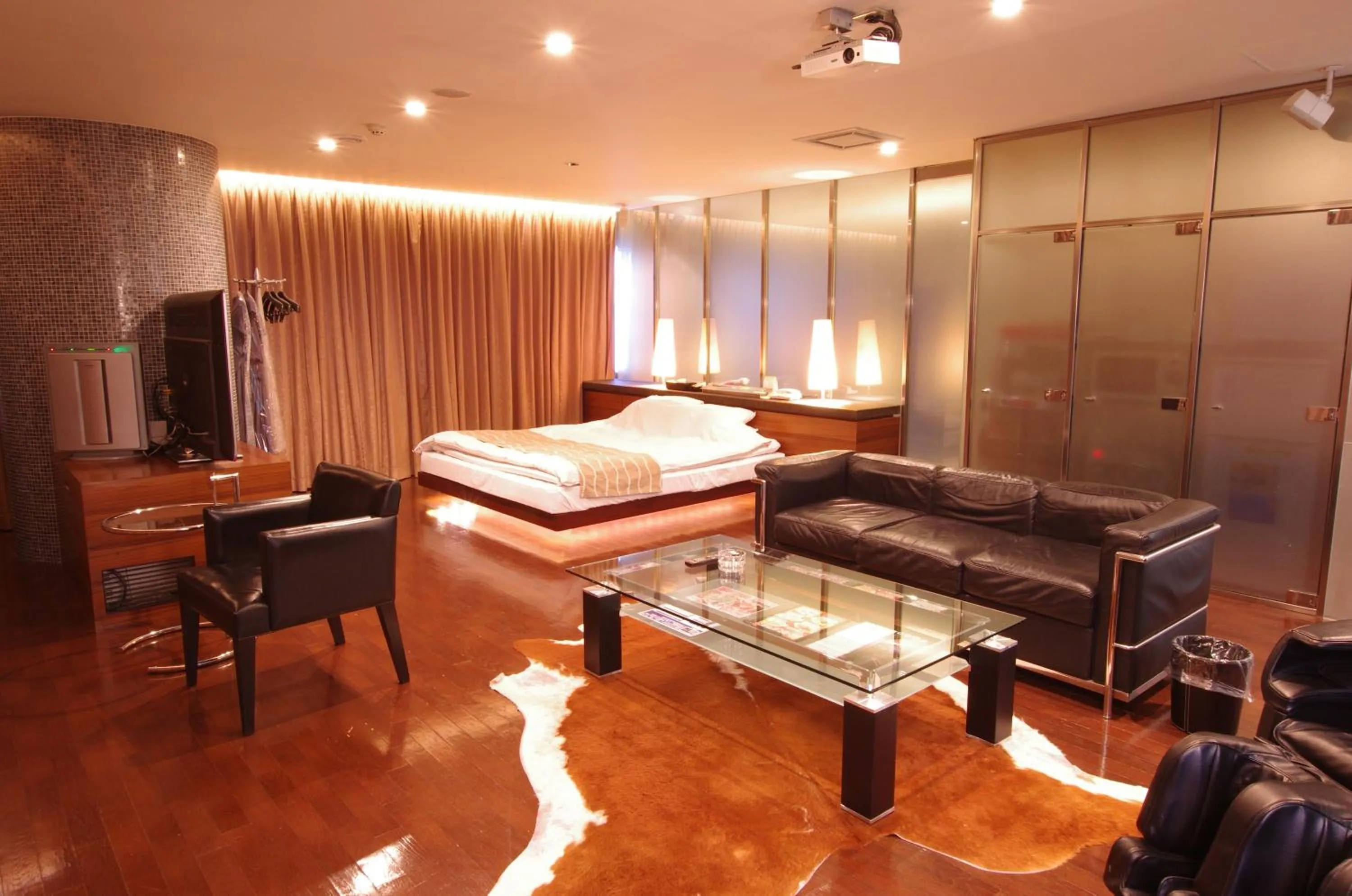 Photo of the whole room, Bed in Blue Hotel Octa (Adult Only)