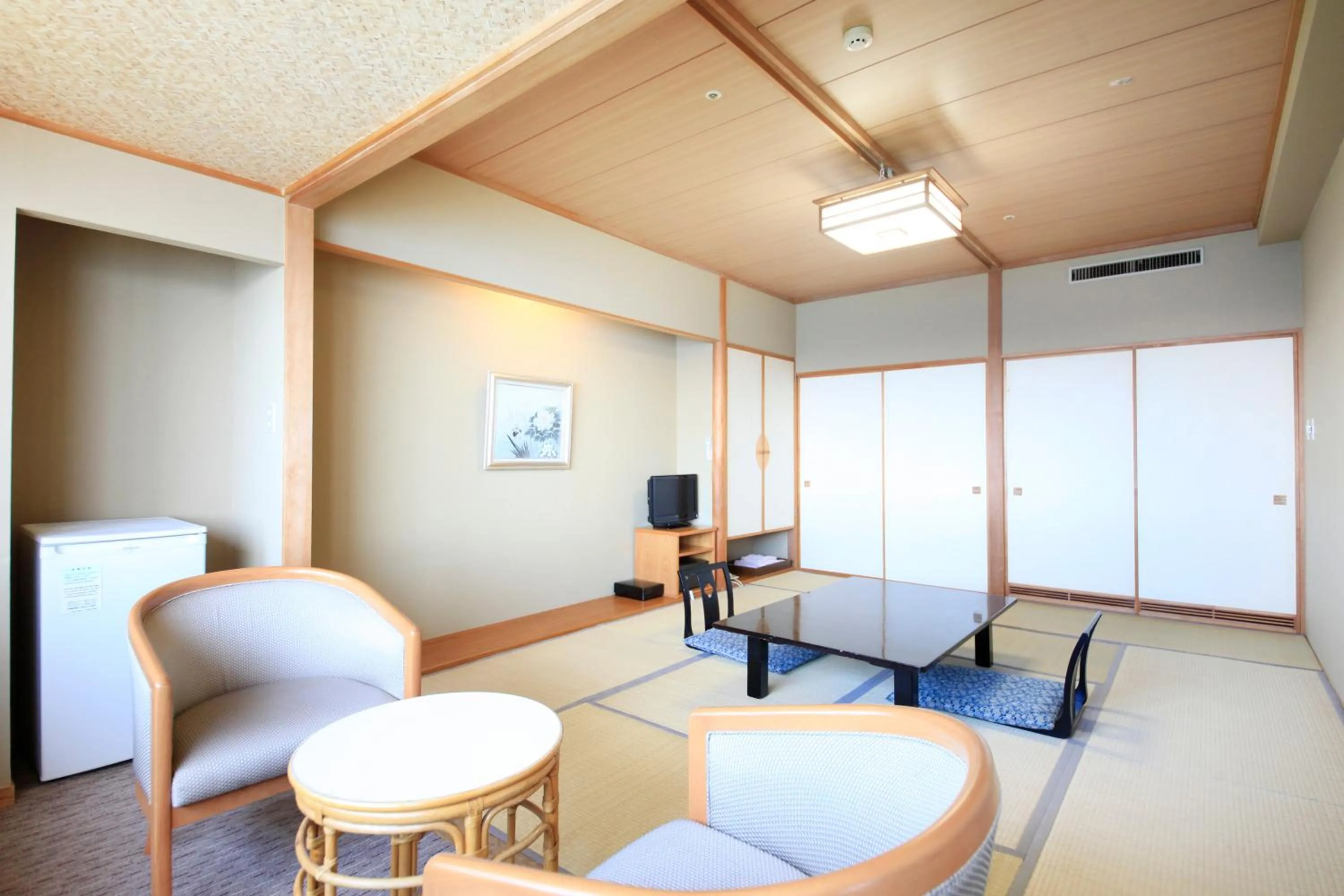 Photo of the whole room in Heiseikan Shiosaitei