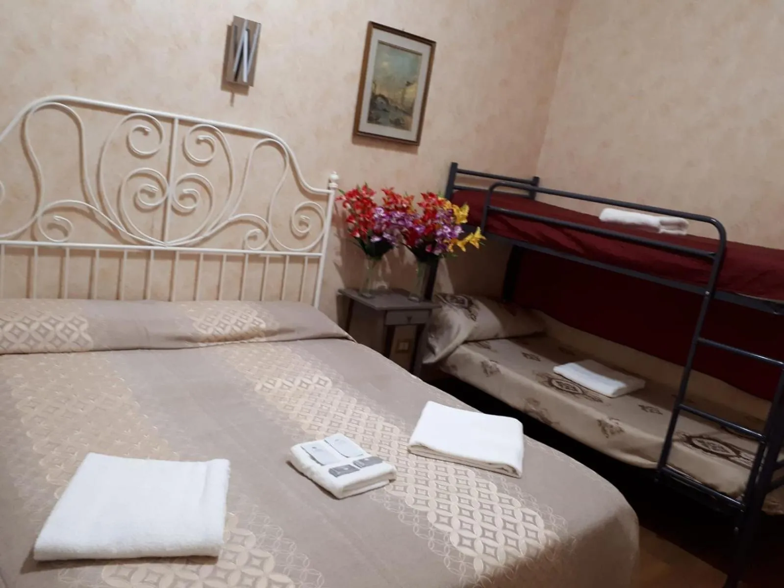 Bed in Botel Inn