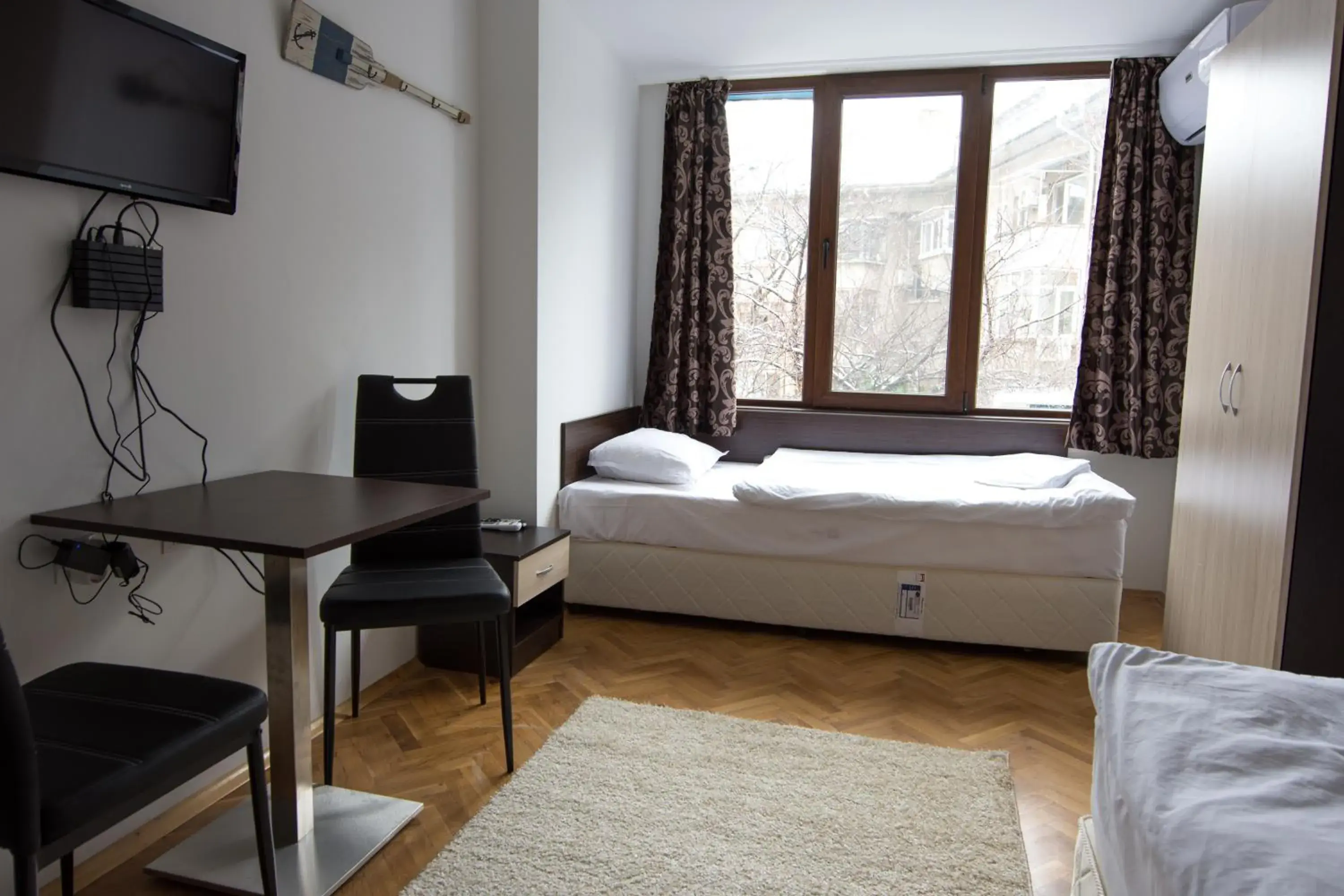 Standard Double Room with Shared Bathroom in Guest Rooms Old Captain Standard Double Room with Shared Bathroom in Guest Rooms Old Captain