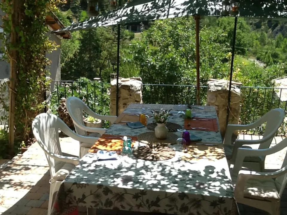 Balcony/Terrace in Maison Aux Lavandes B&B