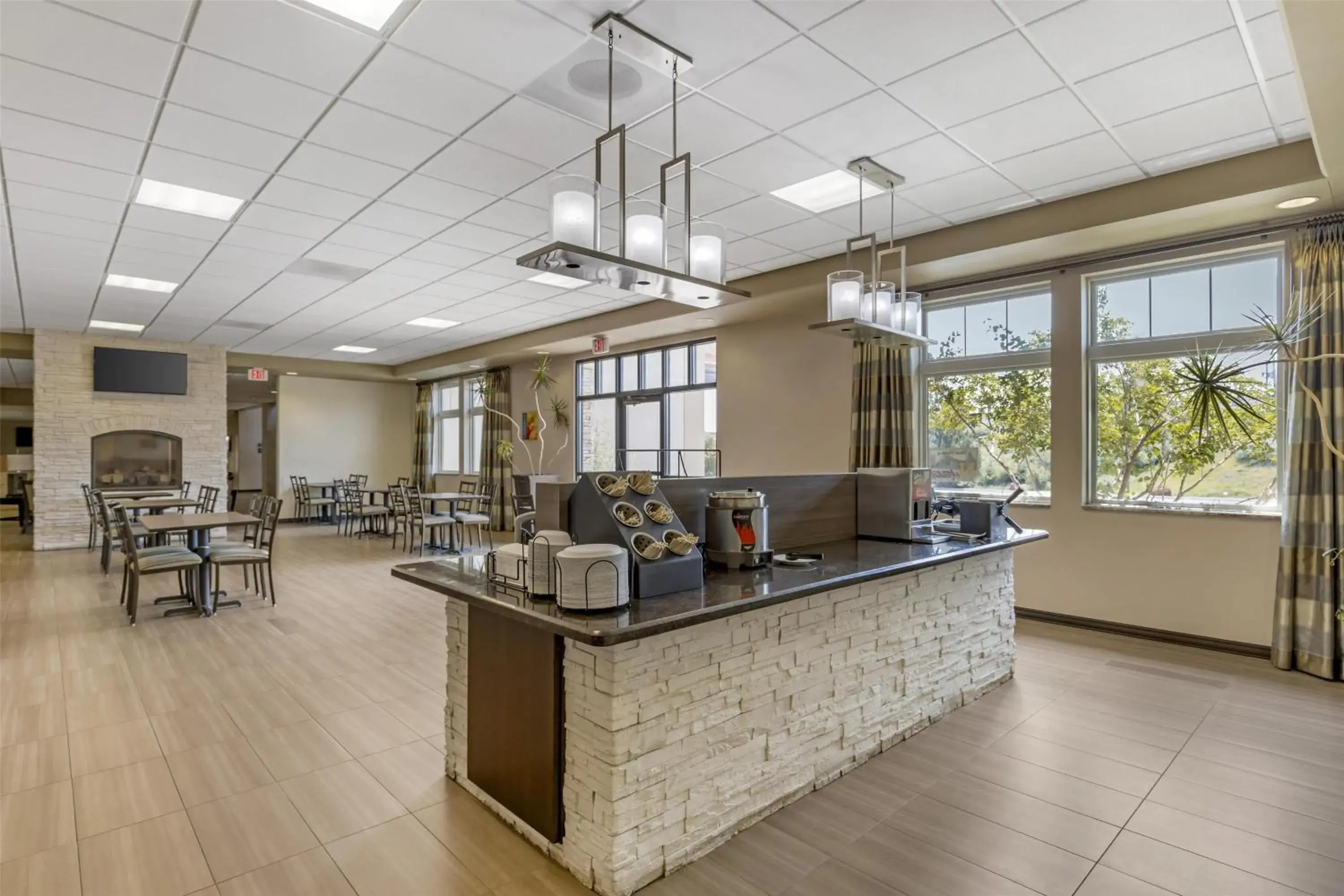 Breakfast in Best Western Plus Havre Inn & Suites Breakfast in Best Western Plus Havre Inn & Suites