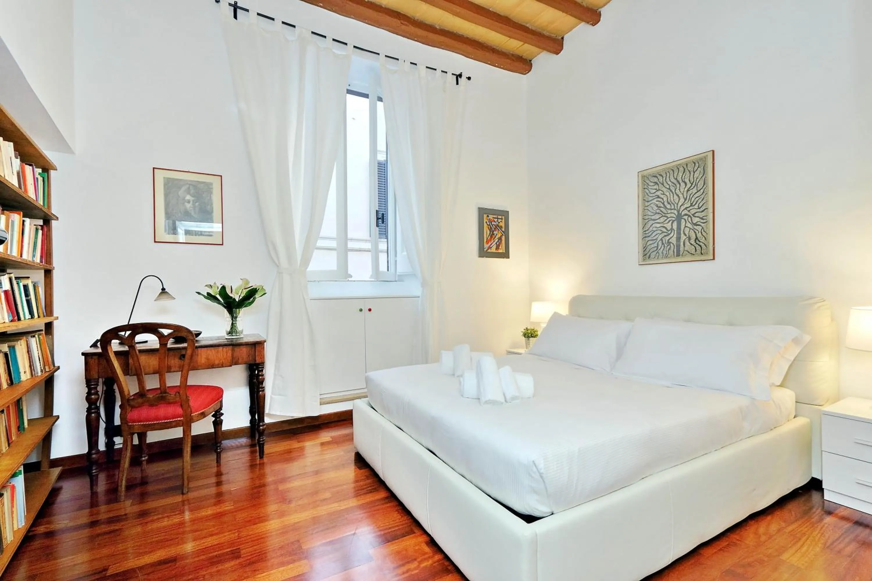 Bedroom, Bed in RomeAsYouLike-Monti Experience 295