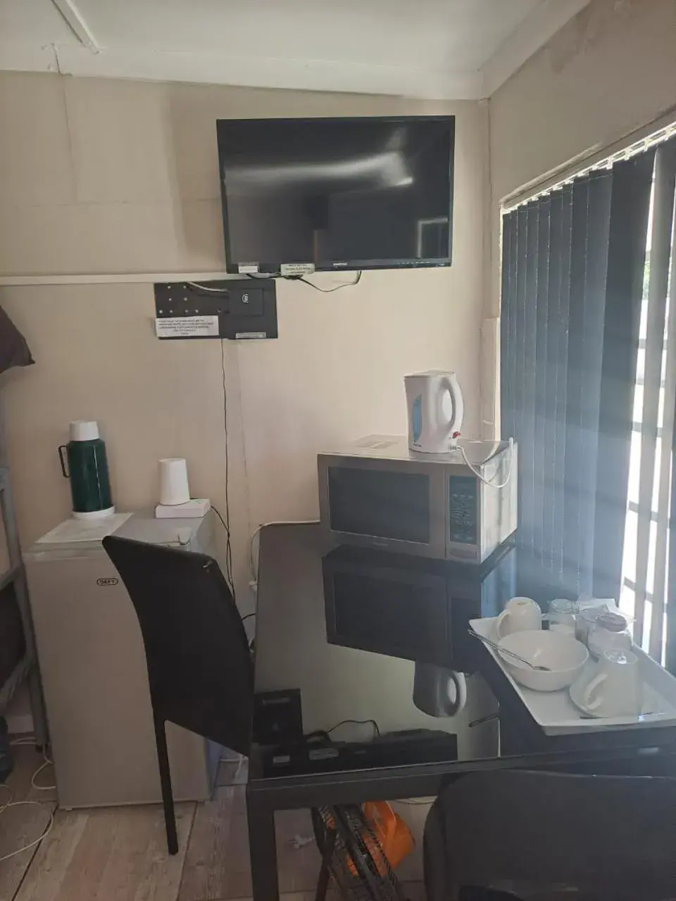 Budget Twin Room - single occupancy in Breaking Dawn Budget Twin Room - single occupancy in Breaking Dawn