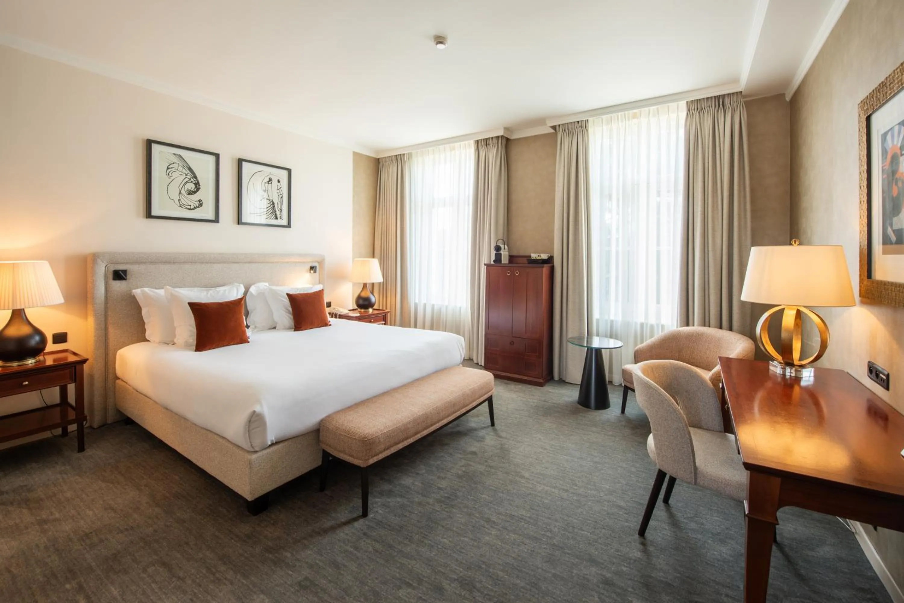 Bedroom, Bed in Dukes' Palace Brugge - by Dukes' Hotel Collection