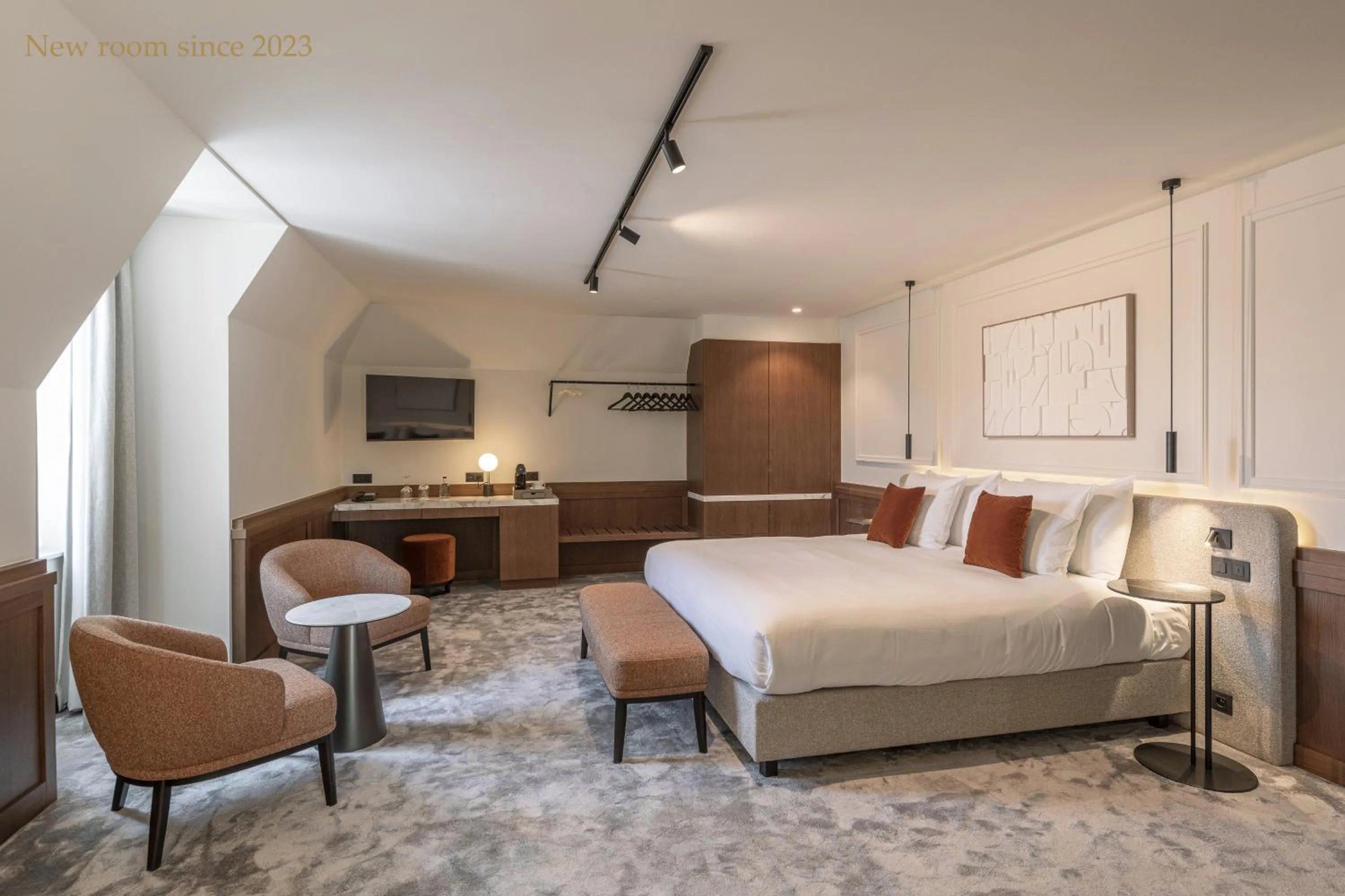 Bedroom, Bed in Dukes' Palace Brugge - by Dukes' Hotel Collection