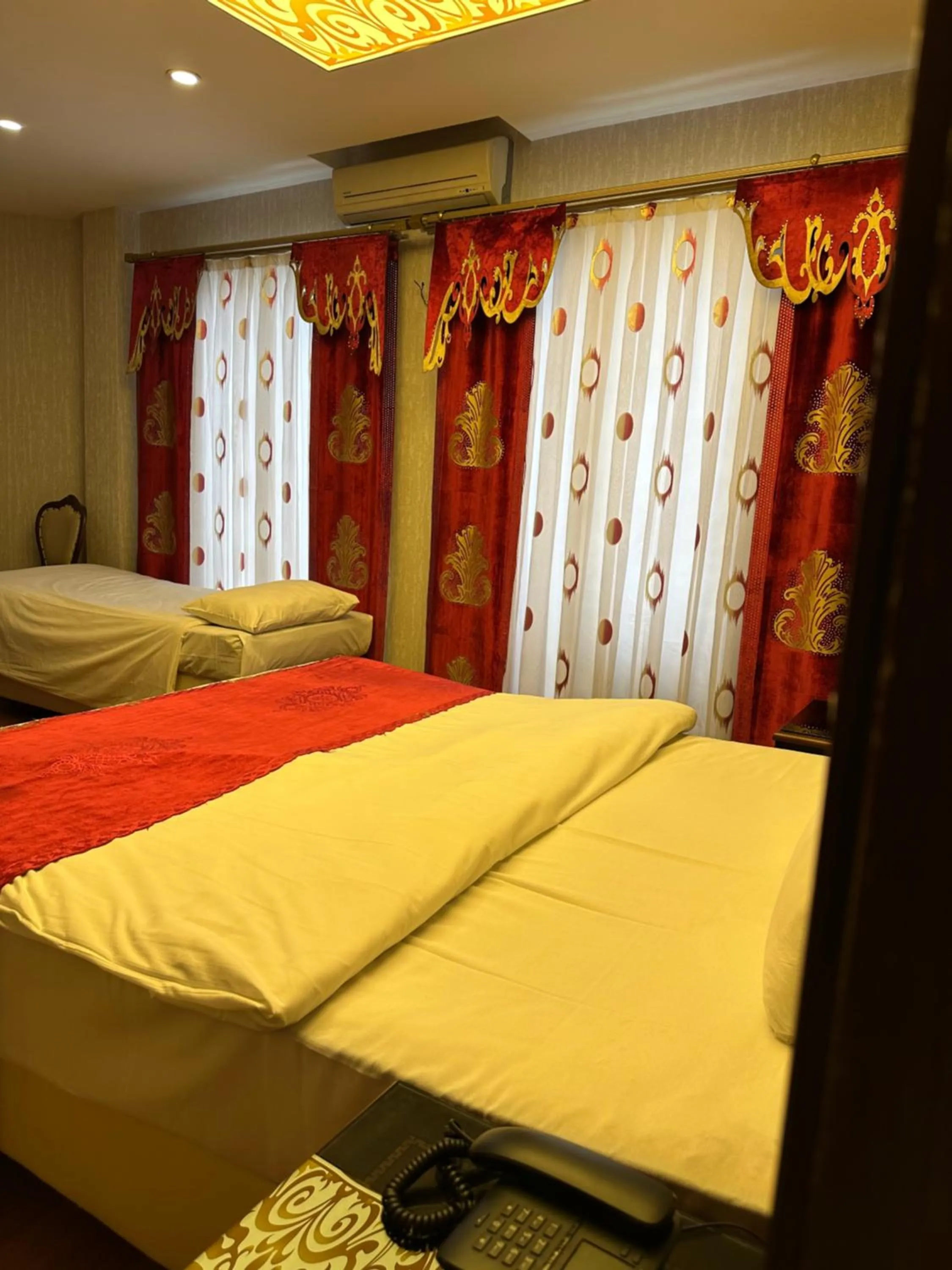 Bedroom, Bed in Napolyon hotel