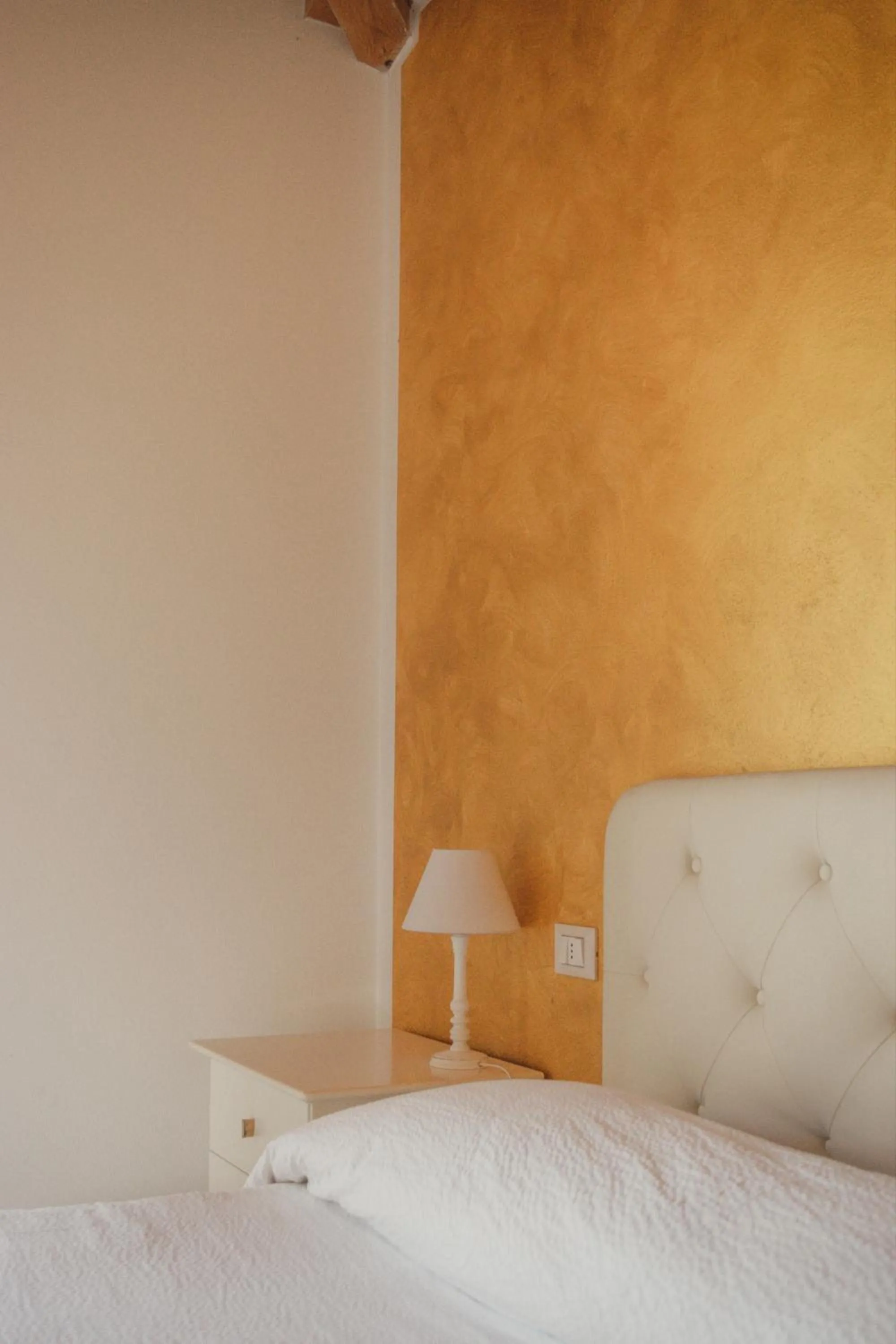 Photo of the whole room in Rama Relais