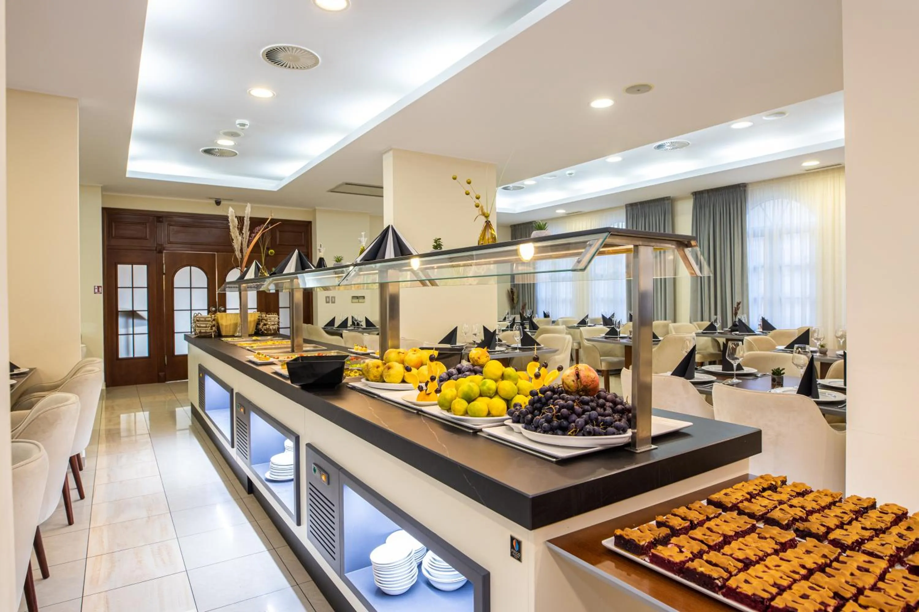 Restaurant/places to eat in Hotel Bella Vista