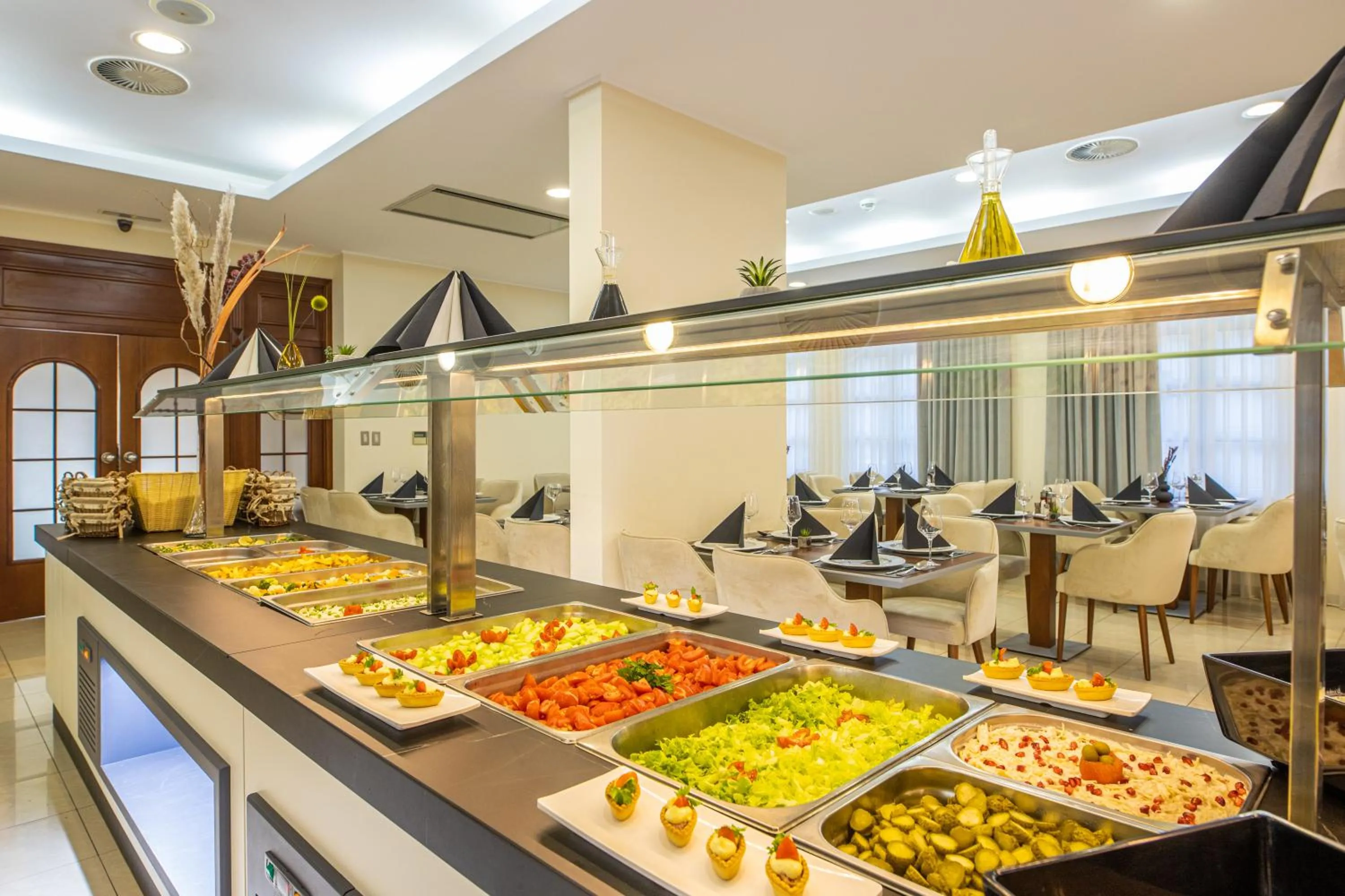 Restaurant/places to eat in Hotel Bella Vista