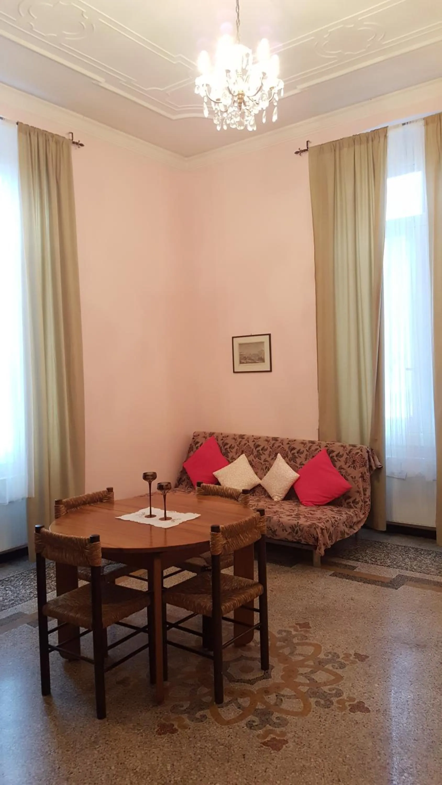 Living room in Royal Suite