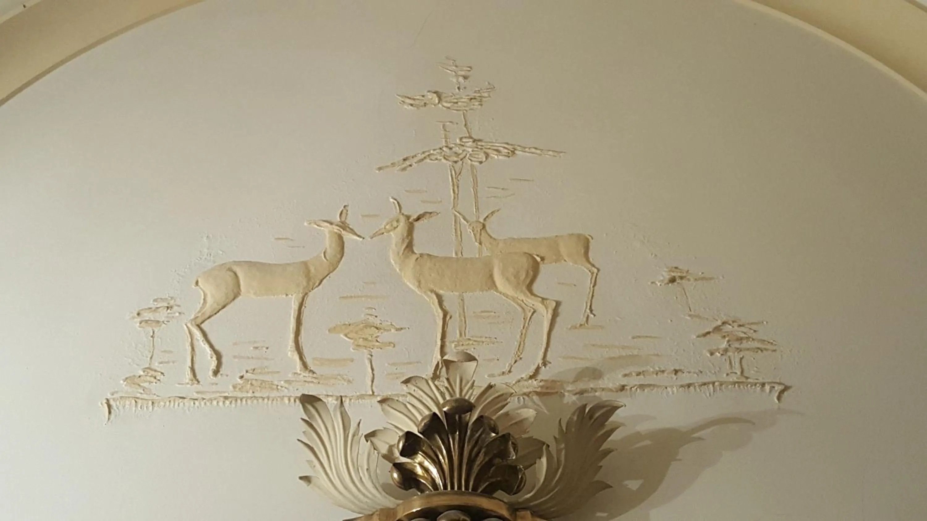 Decorative detail in Royal Suite