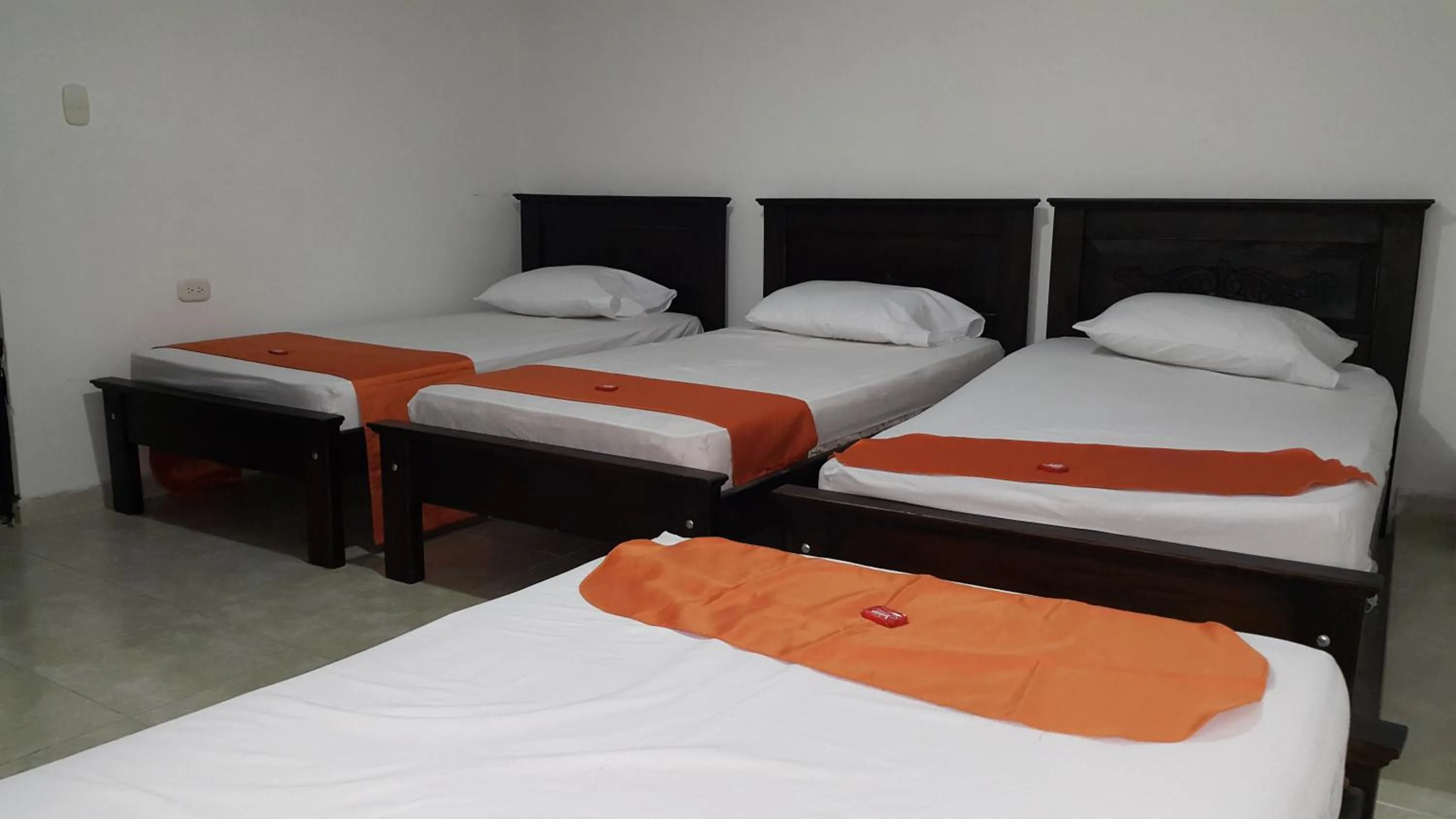 Bedroom, Bed in Aparta Hotel El Cacique Upar