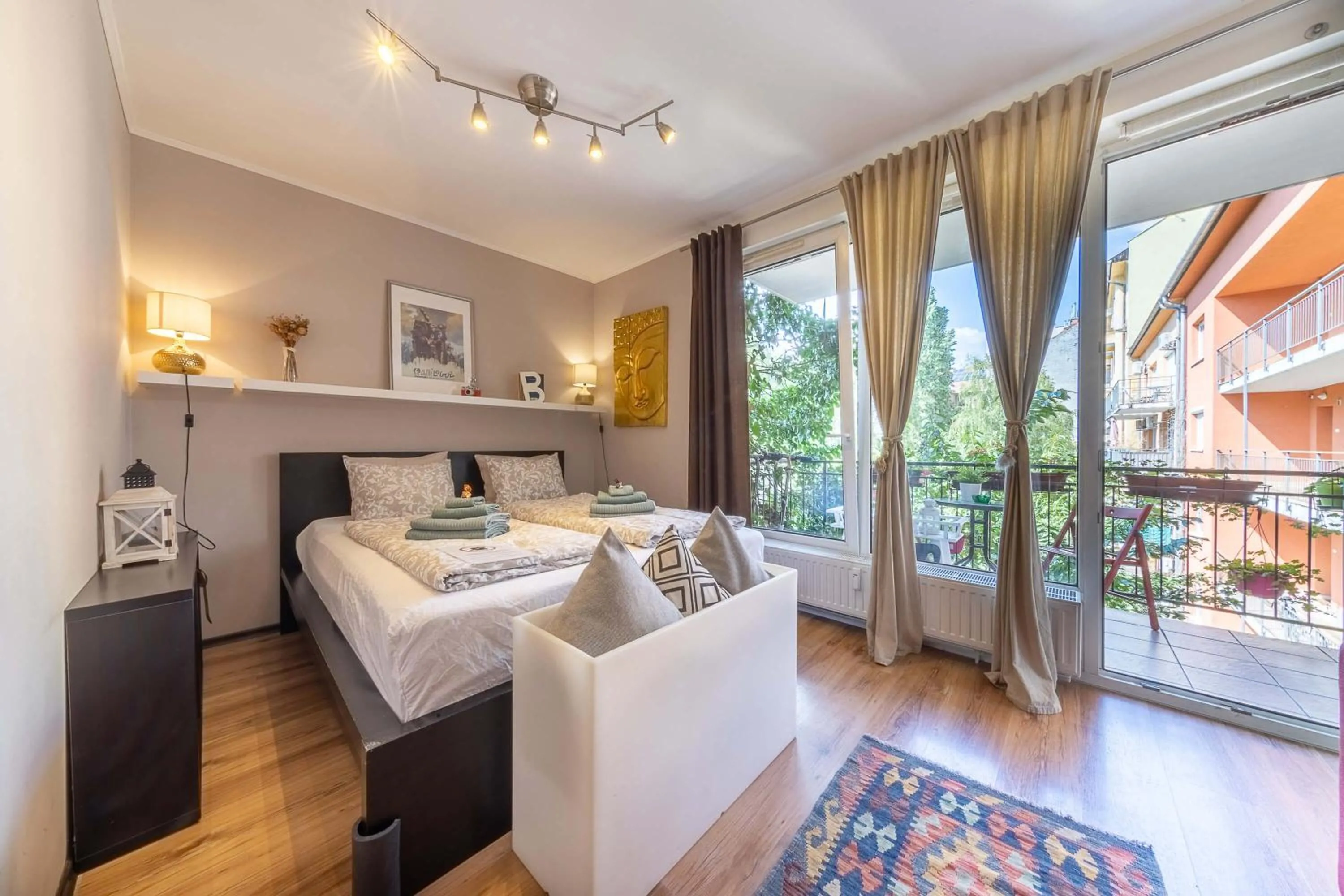 Photo of the whole room, Bed in Inspirarta Studio