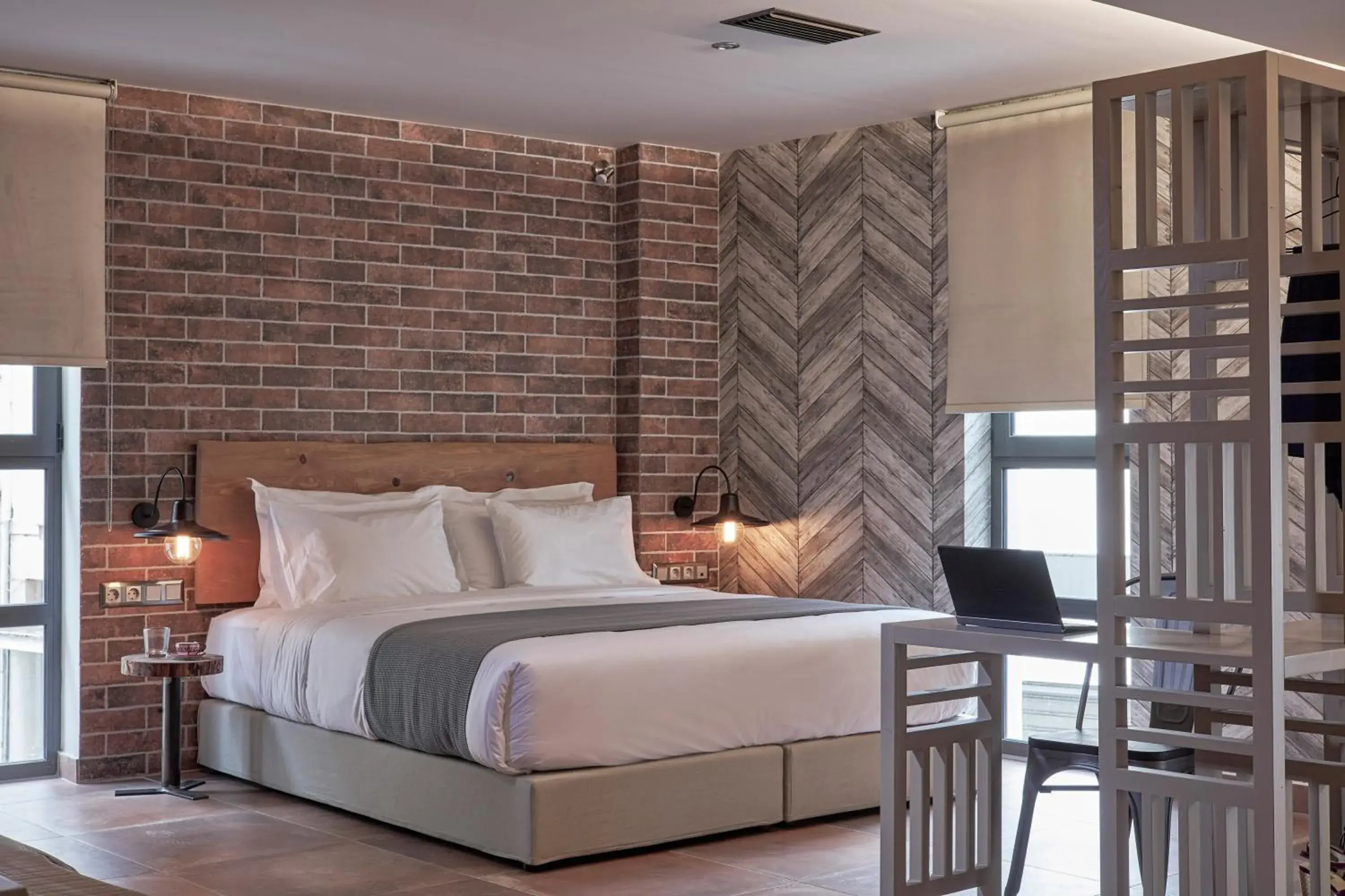 Urban Suite in 18 Micon Str. Urban Suite in 18 Micon Str.