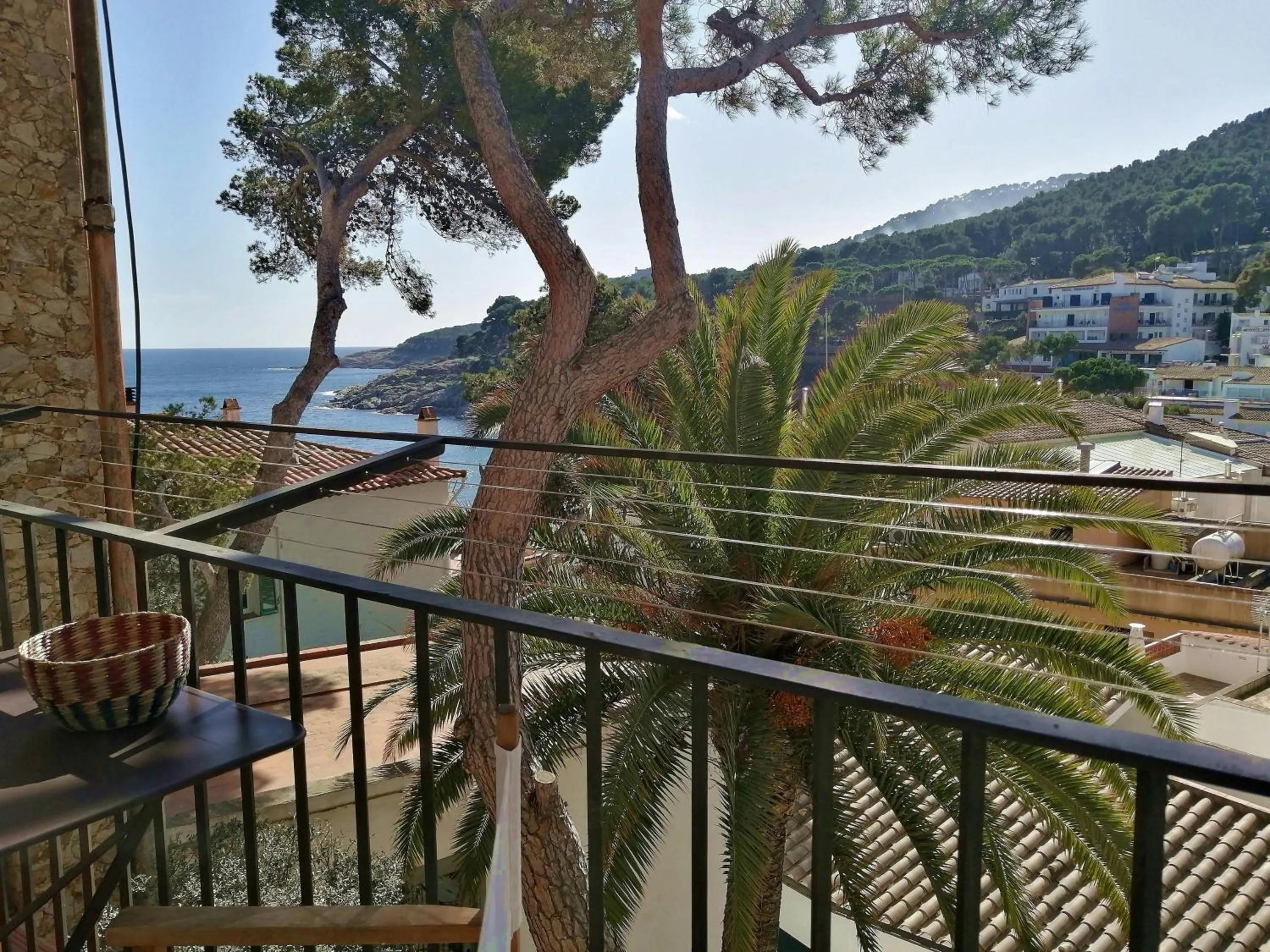 Sea view in ApartmentsTamariu4 Unbeatable views 50m to beach