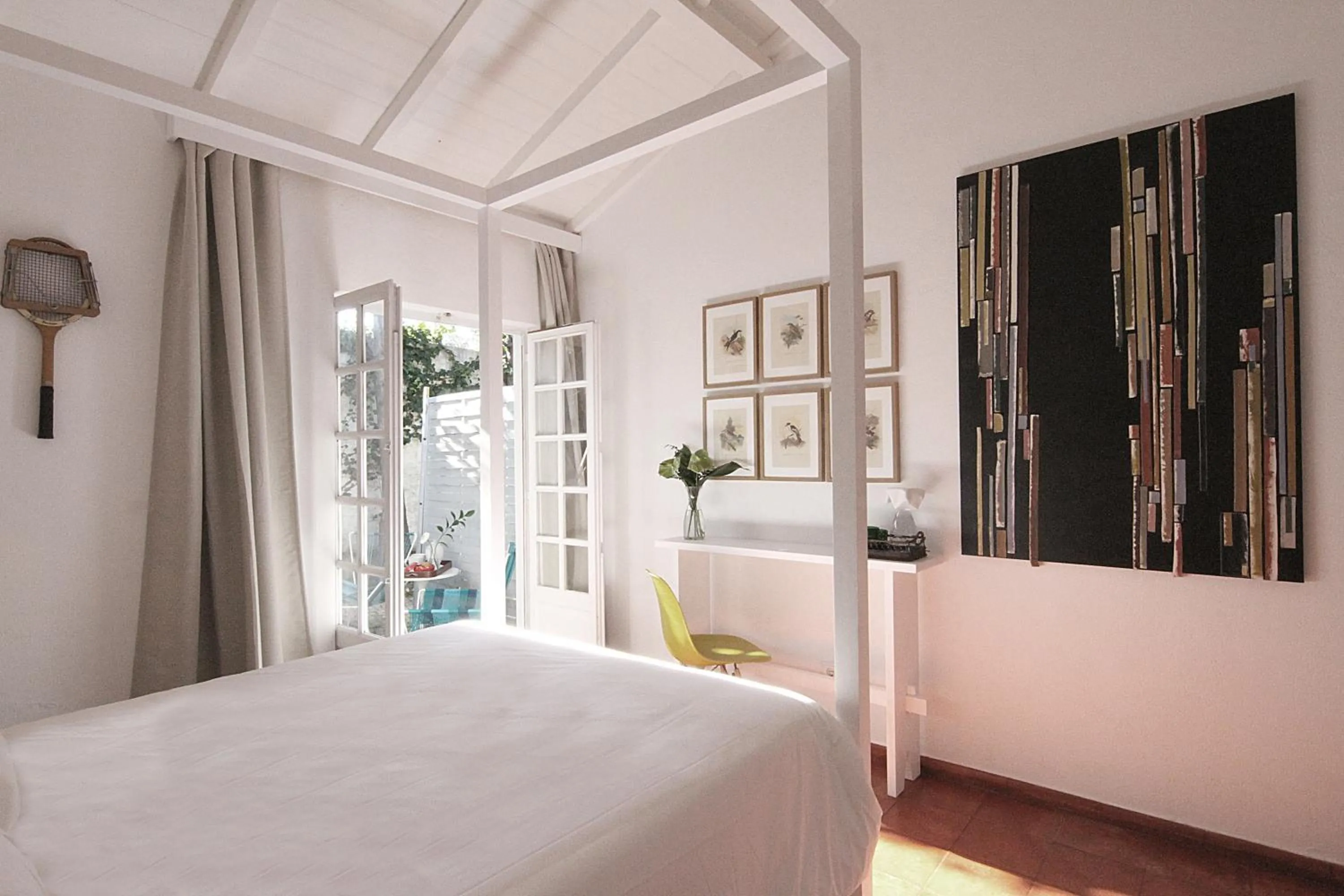 Photo of the whole room, Bed in Senhora do Cabo Meco Homy Holidays
