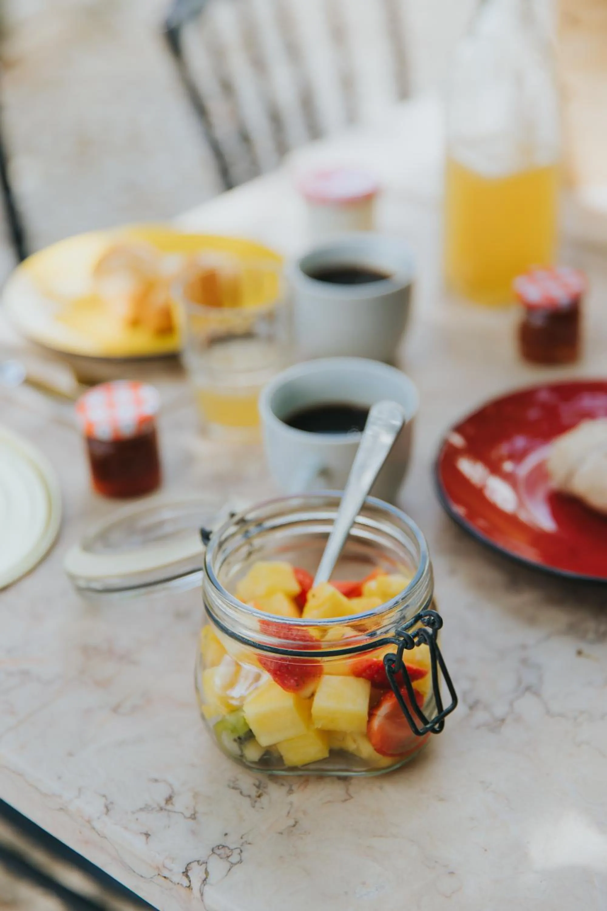 Breakfast in Senhora do Cabo Meco Homy Holidays