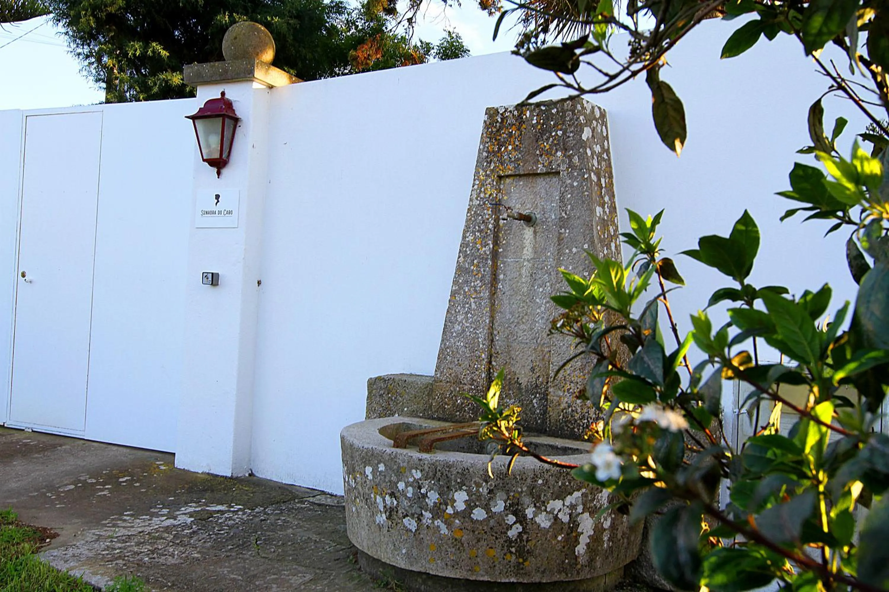 Facade/entrance in Senhora do Cabo Meco Homy Holidays