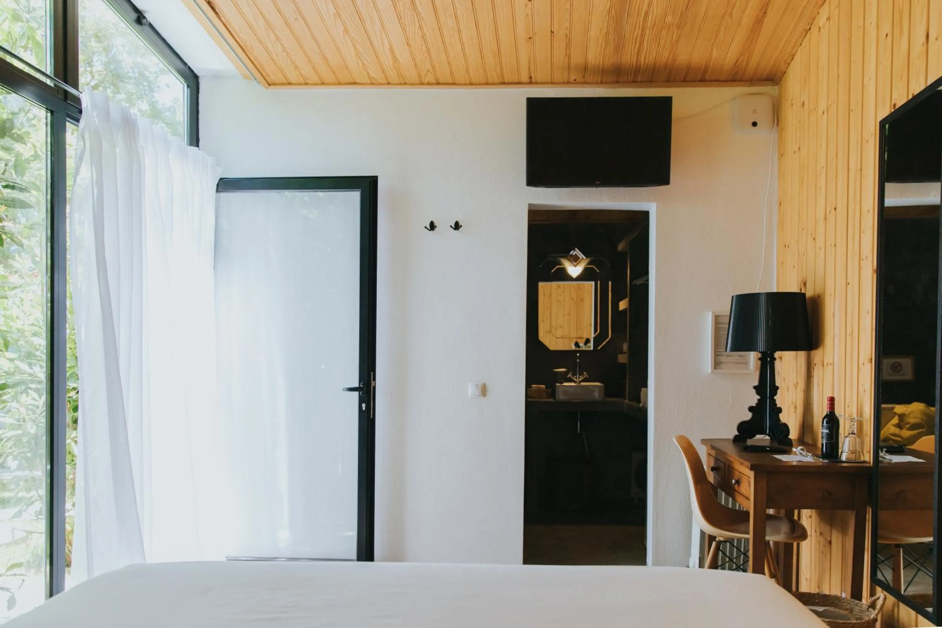 Bedroom, Bed in Senhora do Cabo Meco Homy Holidays