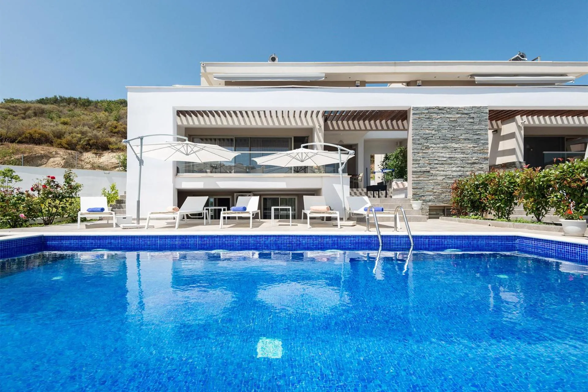 Afisia Villas