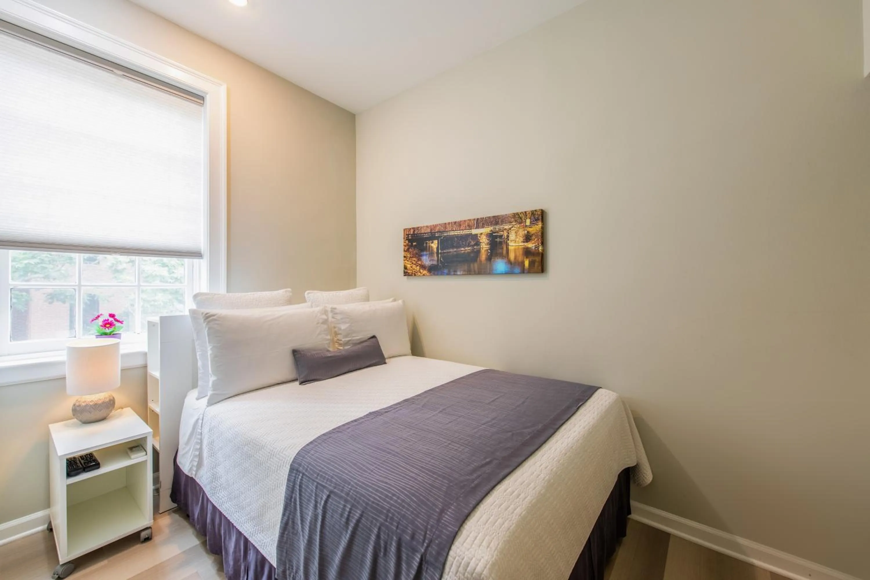 Bed in The Georgetown House Inn