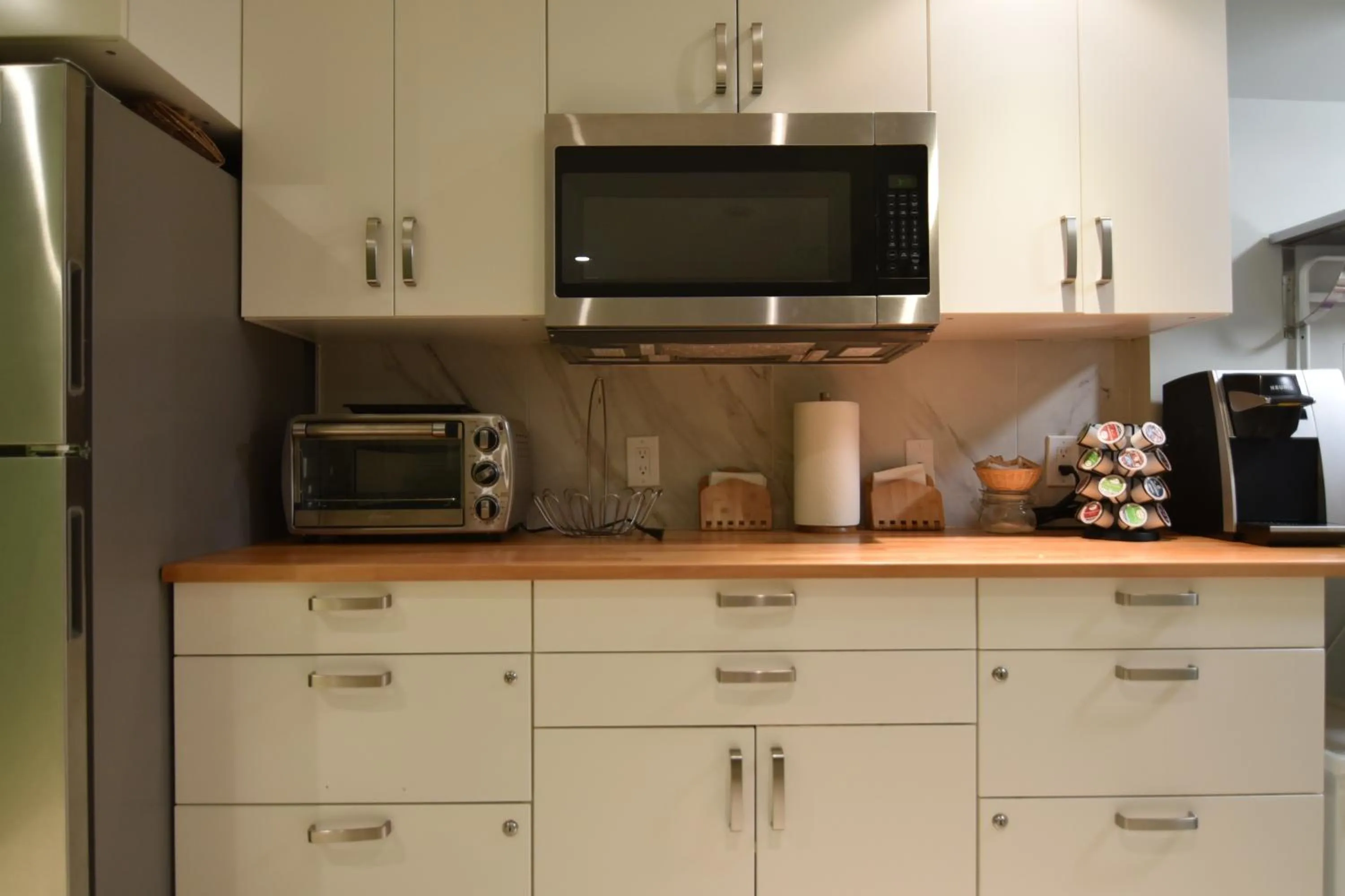 Coffee/tea facilities in The Georgetown House Inn