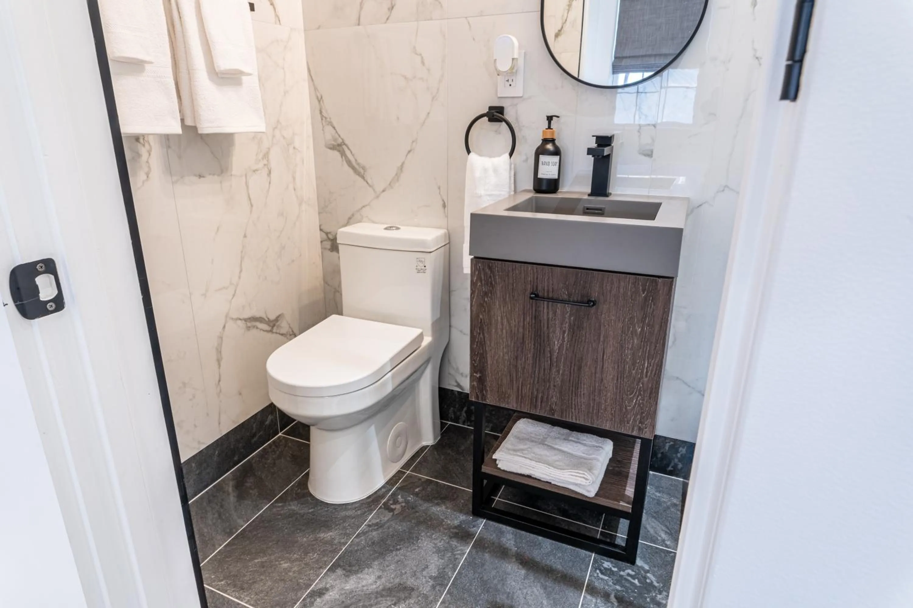 The Georgetown House Inn