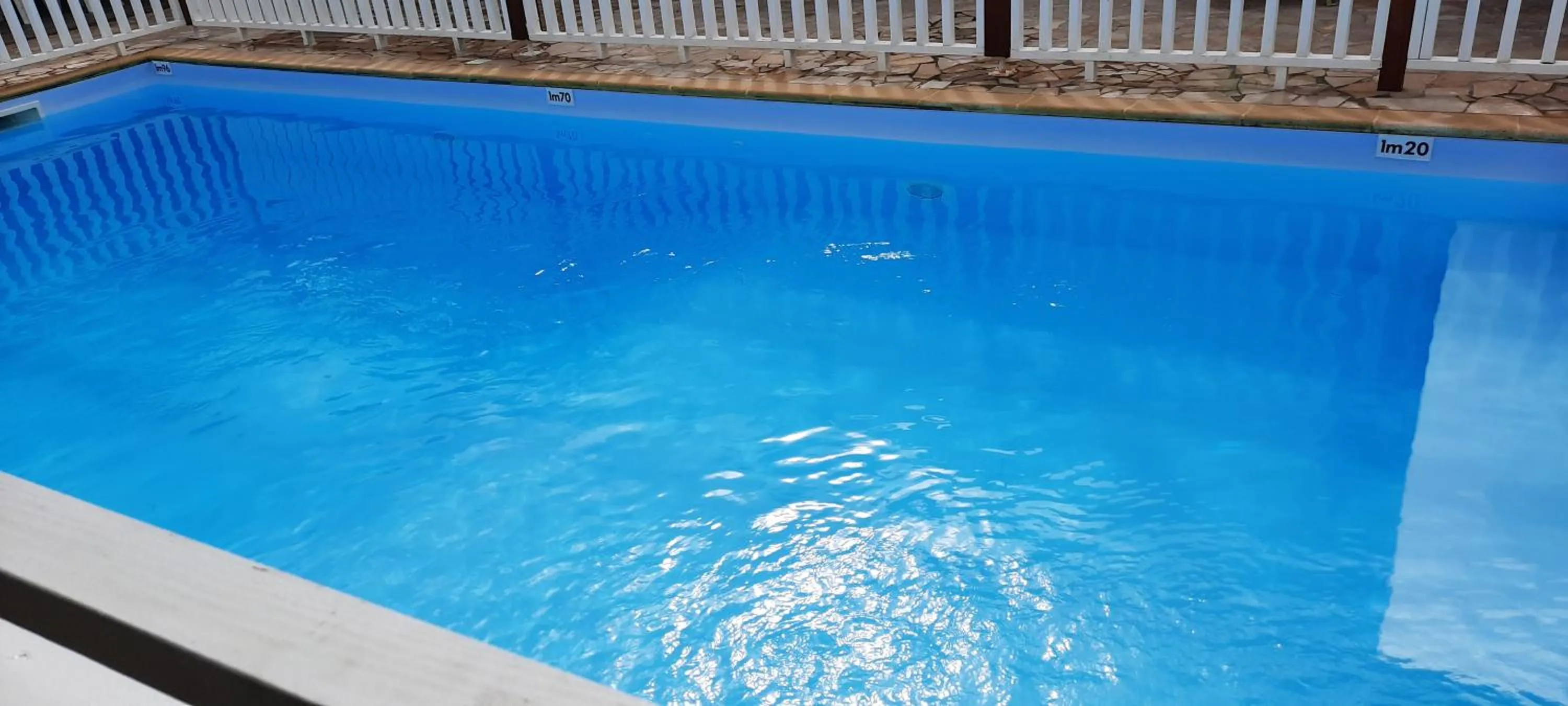 Swimming pool in Domaine De Titine