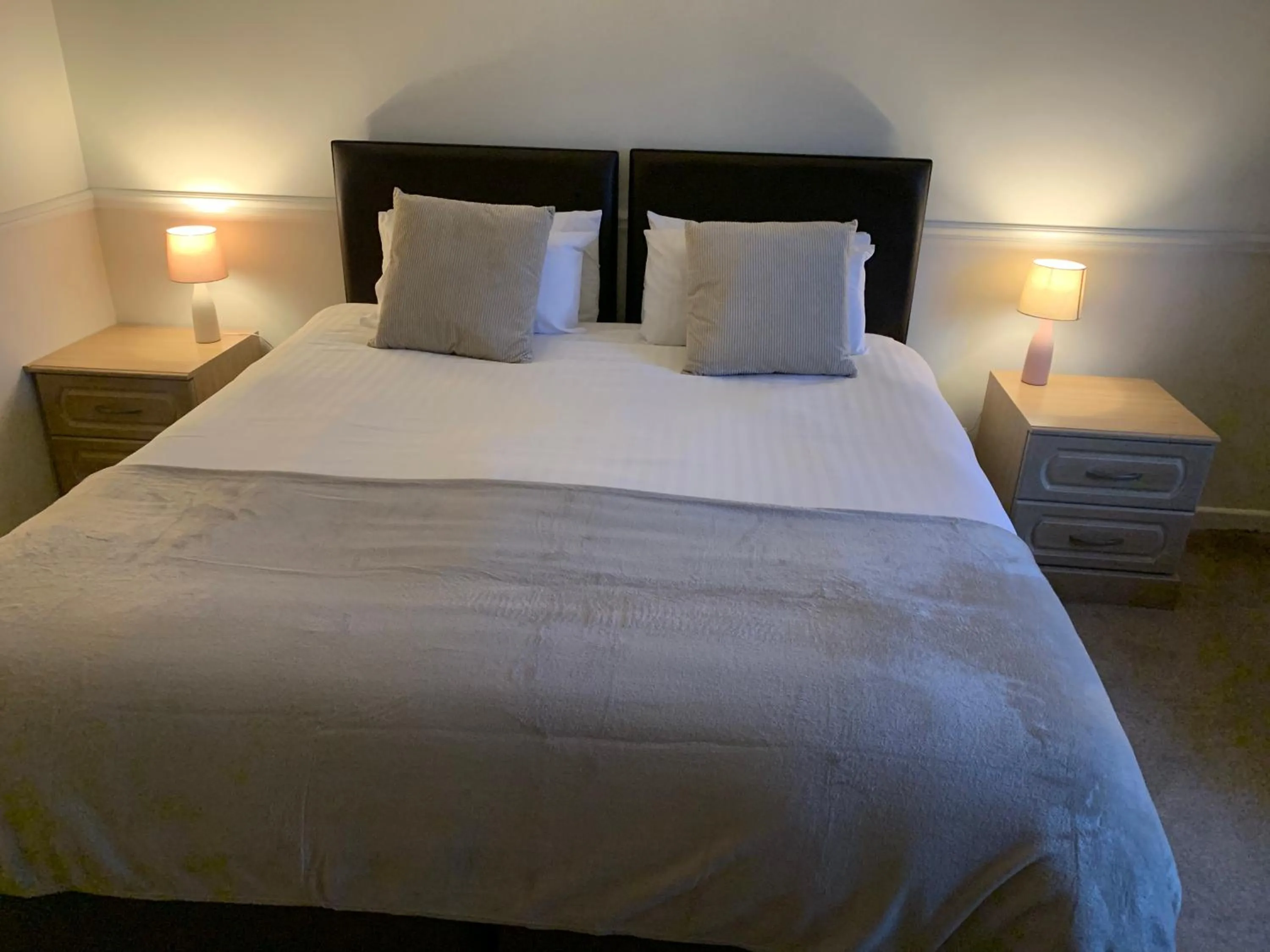 Bed in Church Farm Guest House