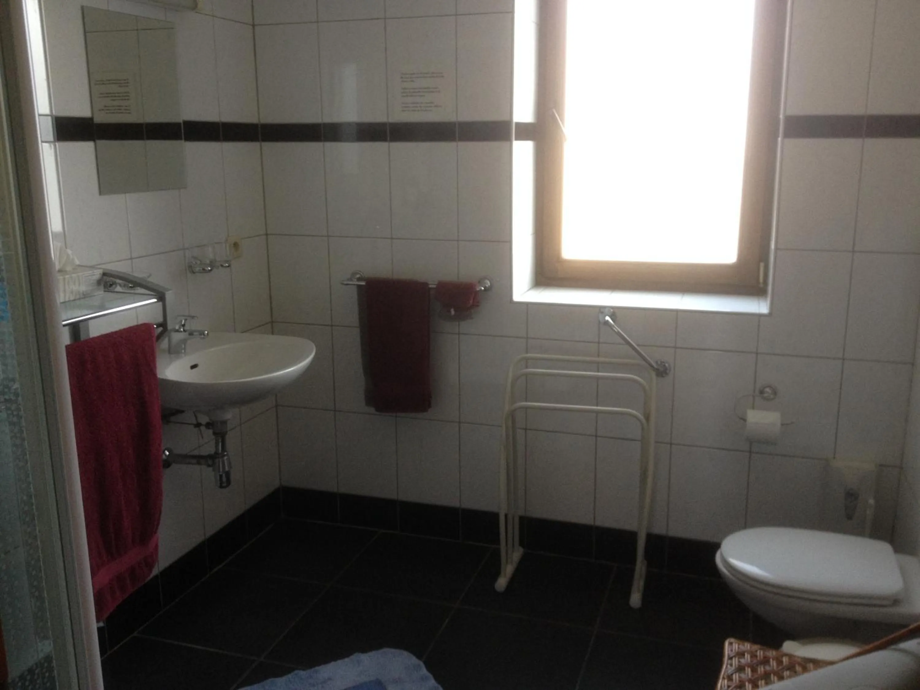 Bathroom in Varlet Farm